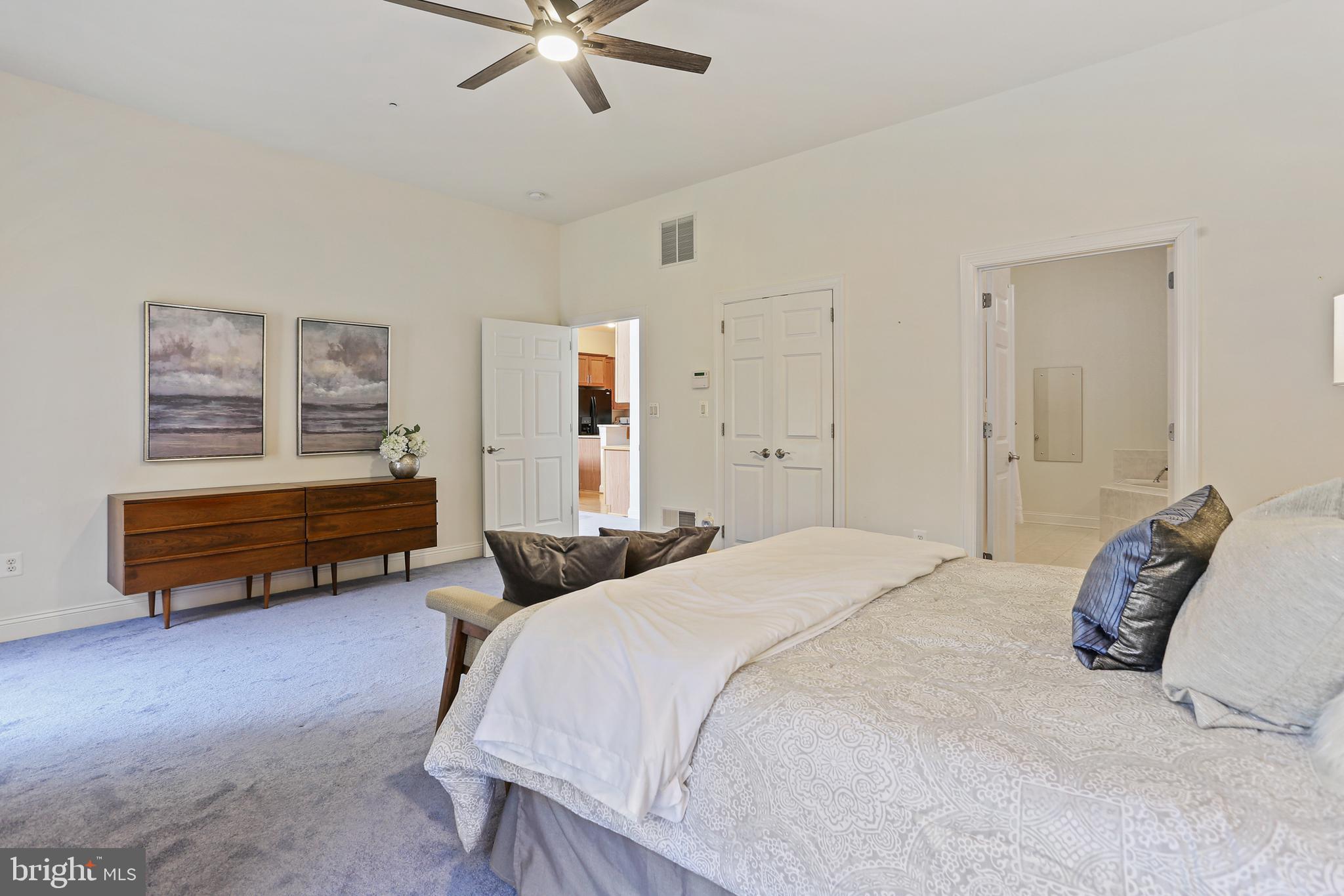 SCOT'S GLEN - Residential