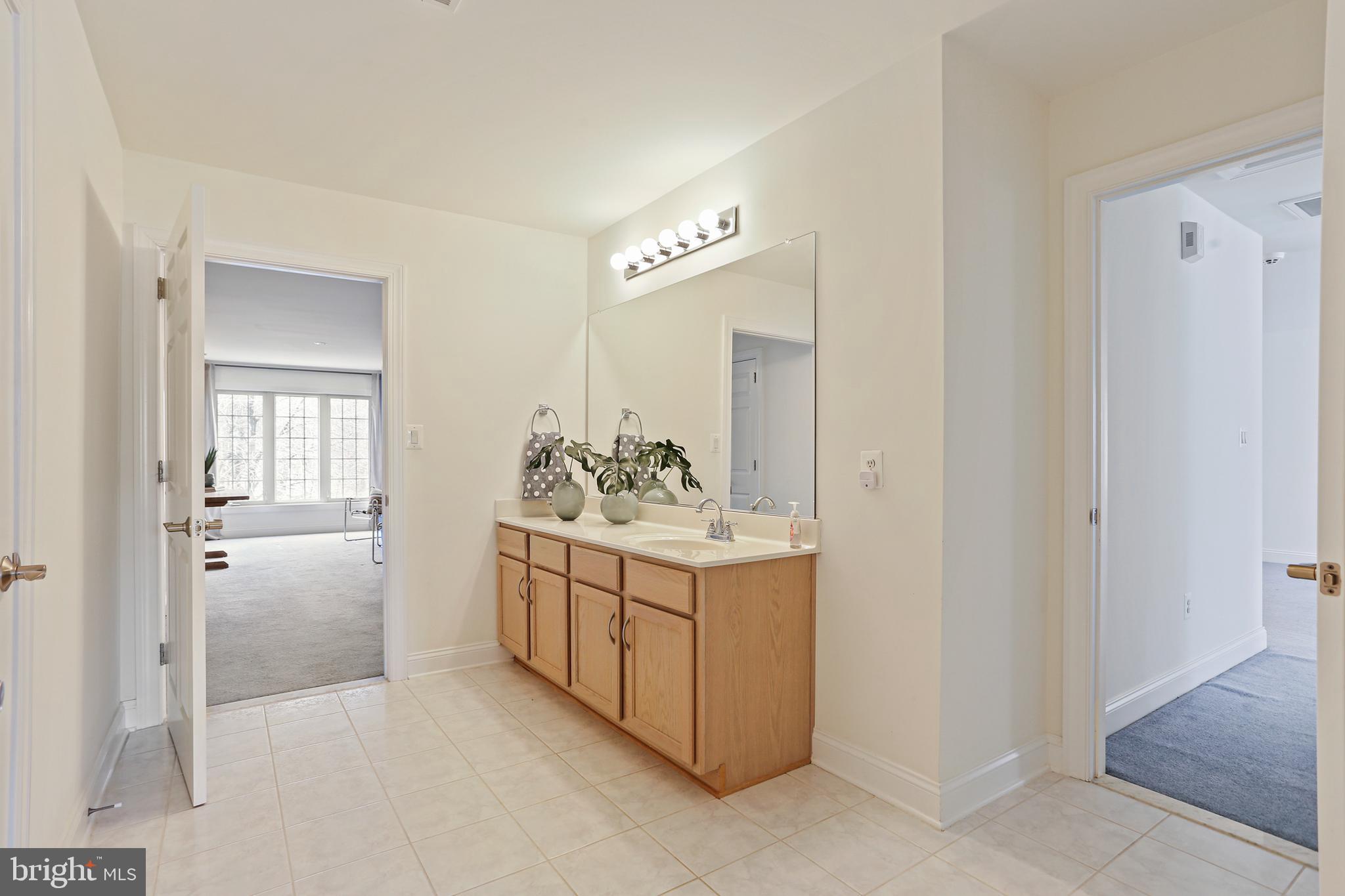 SCOT'S GLEN - Residential