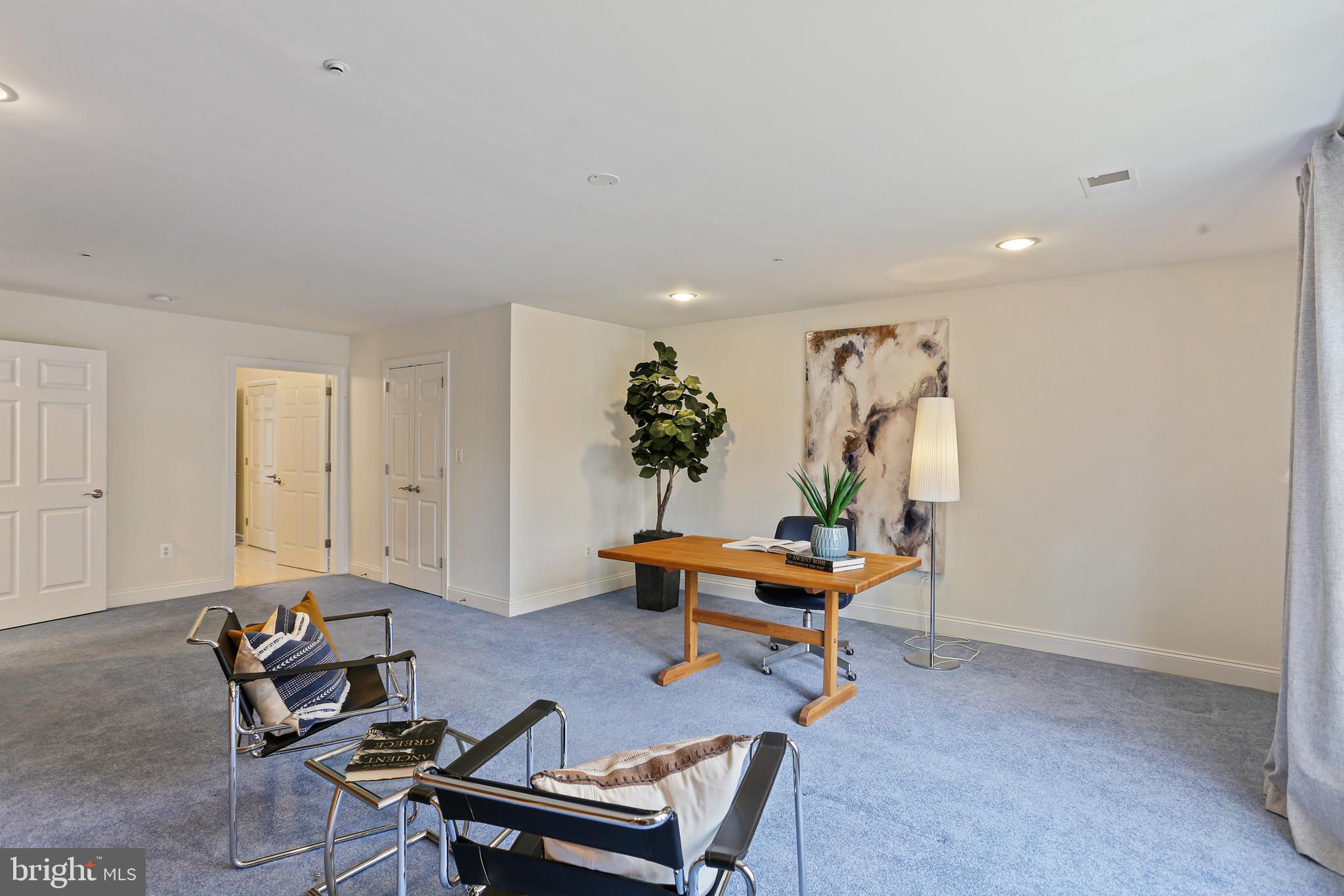 SCOT'S GLEN - Residential