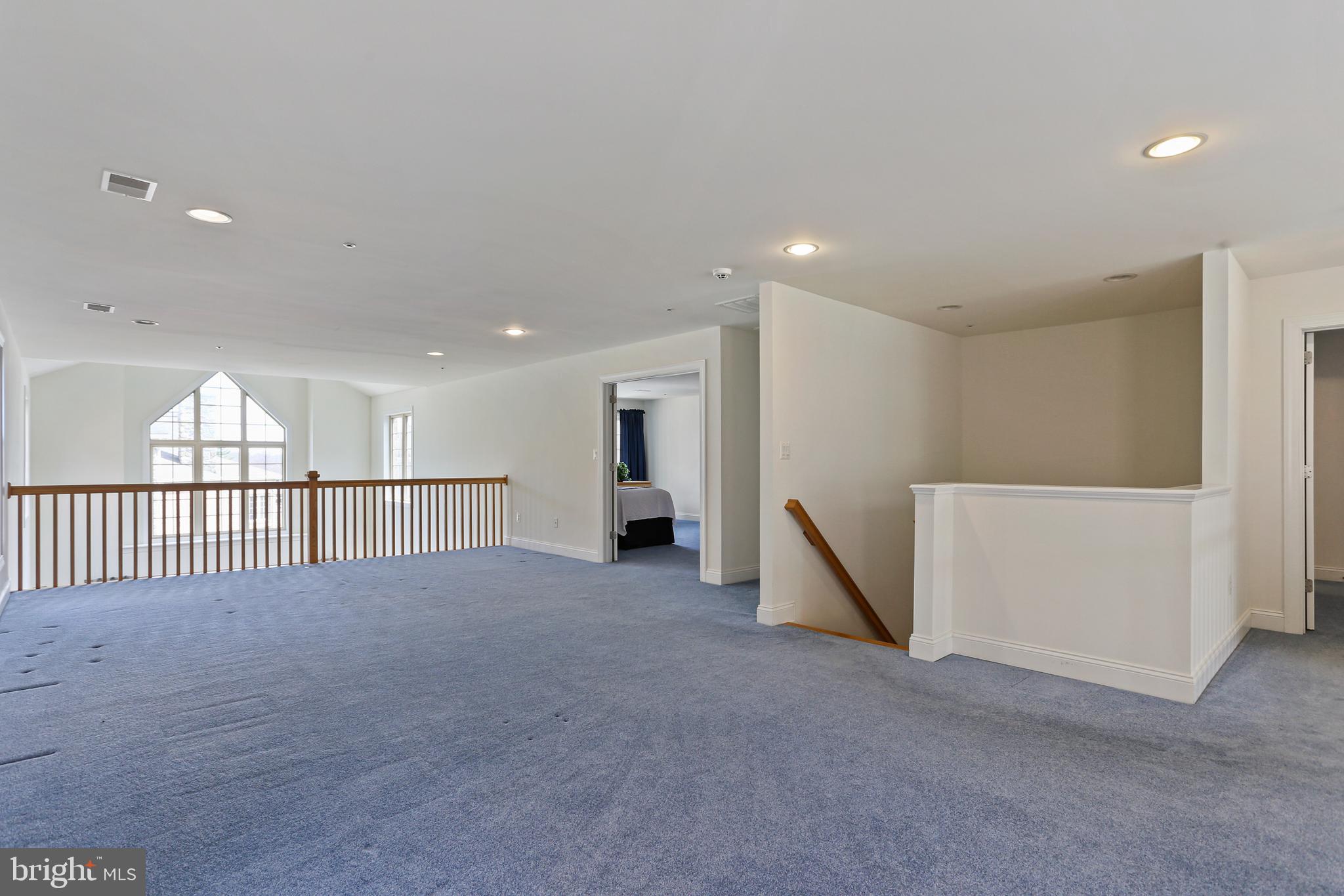 SCOT'S GLEN - Residential