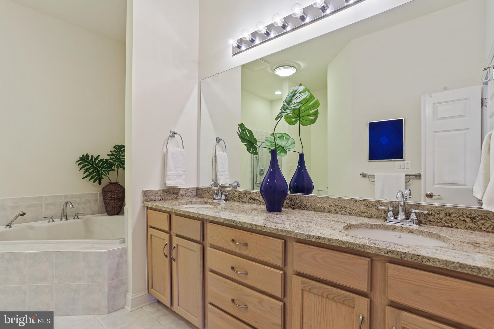 SCOT'S GLEN - Residential