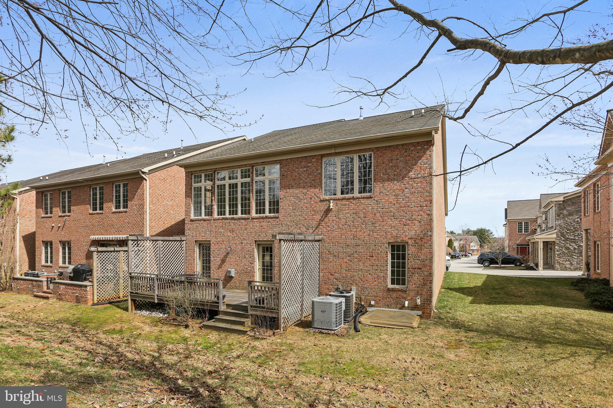 SCOT'S GLEN - Residential