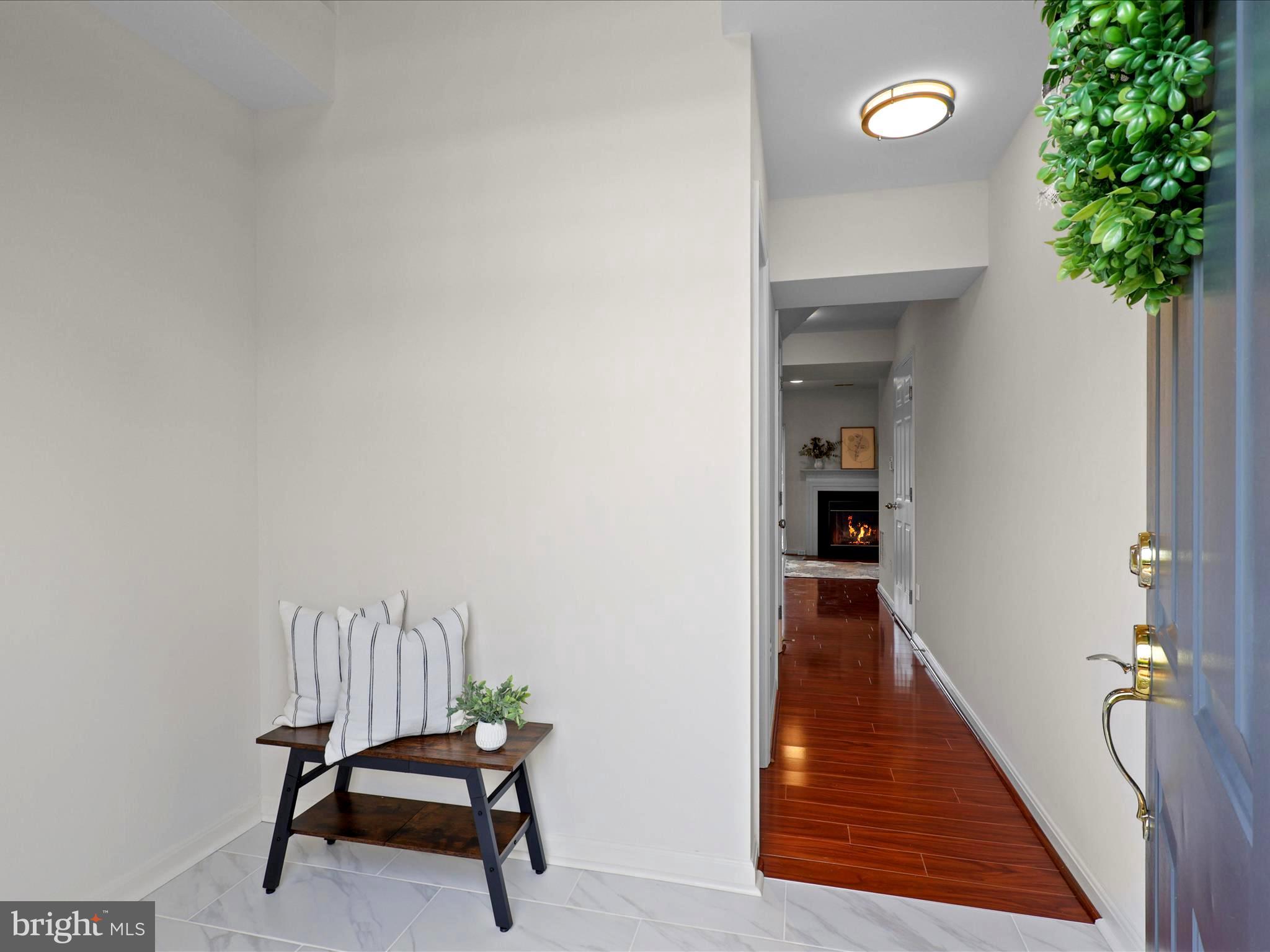 45433 CLARKES CROSSING SQUARE