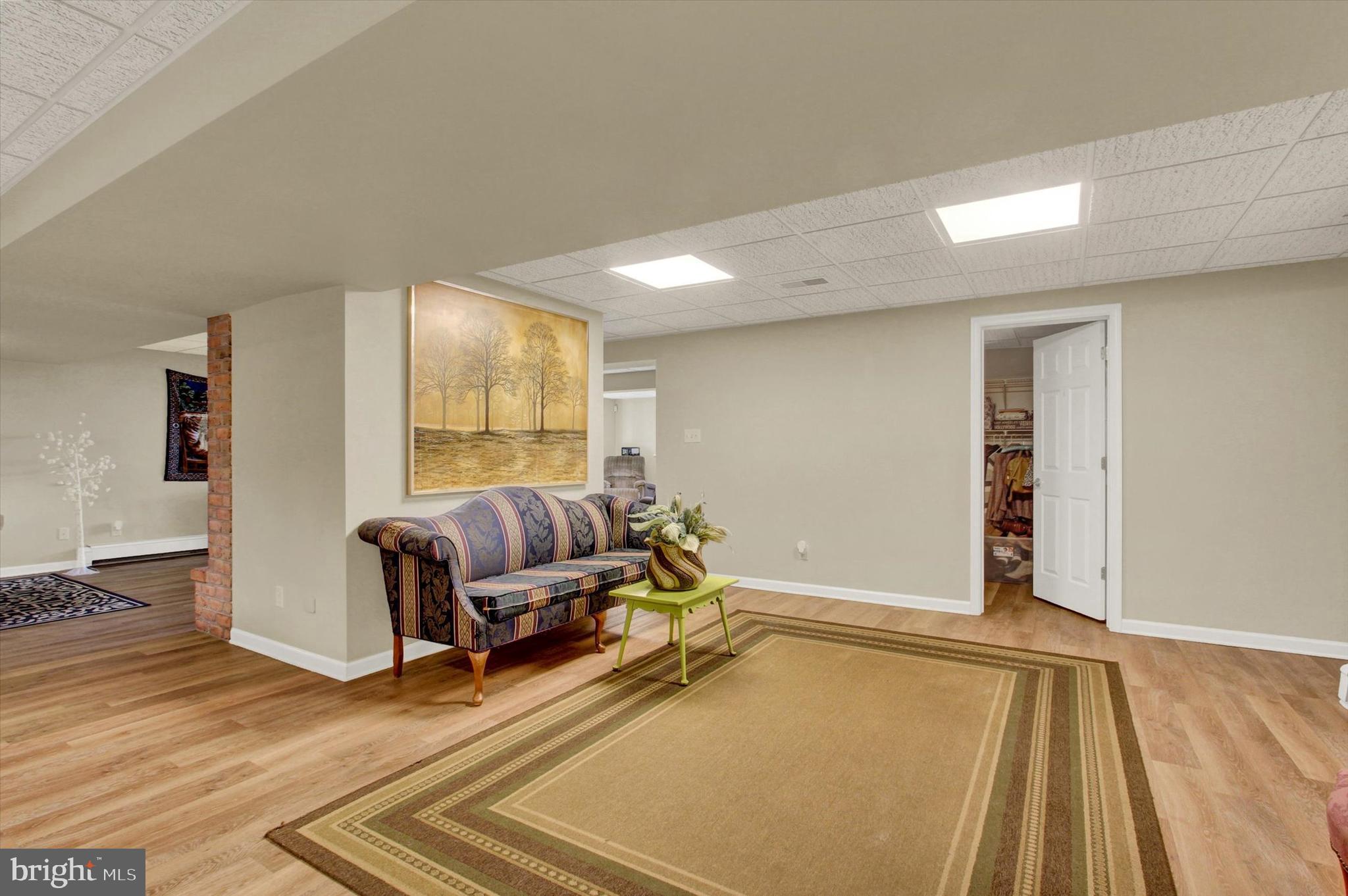 VISTA HEIGHTS - Residential