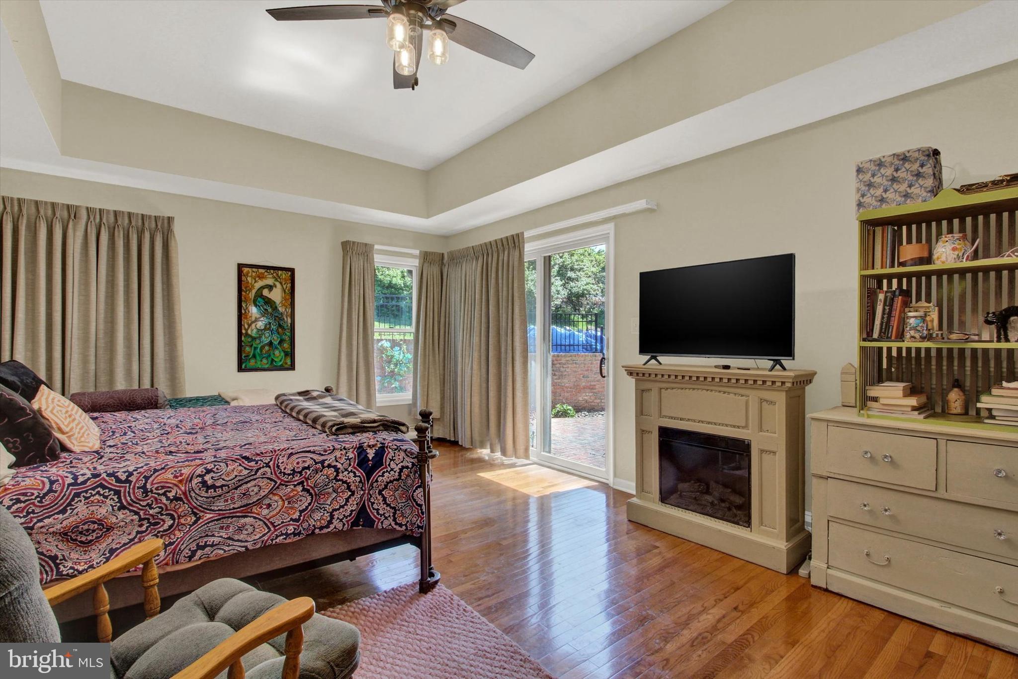 VISTA HEIGHTS - Residential