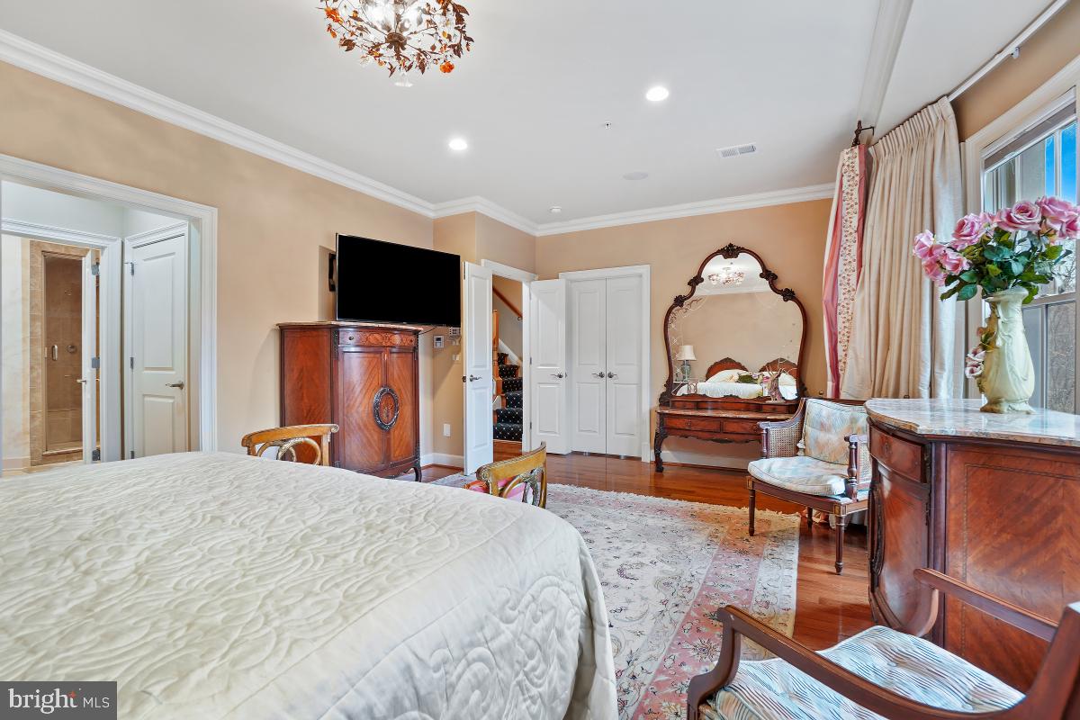 WHEEL OF FORTUNE - Residential