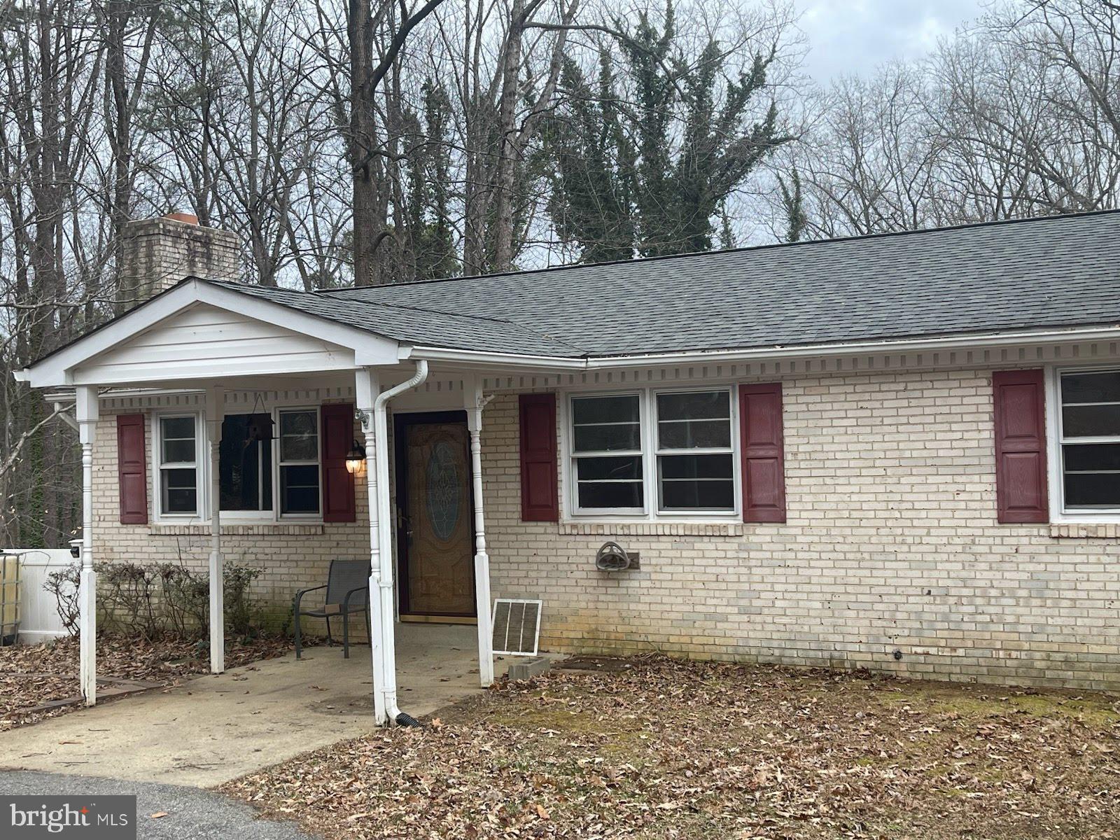 GOLDEN BEACH - Residential