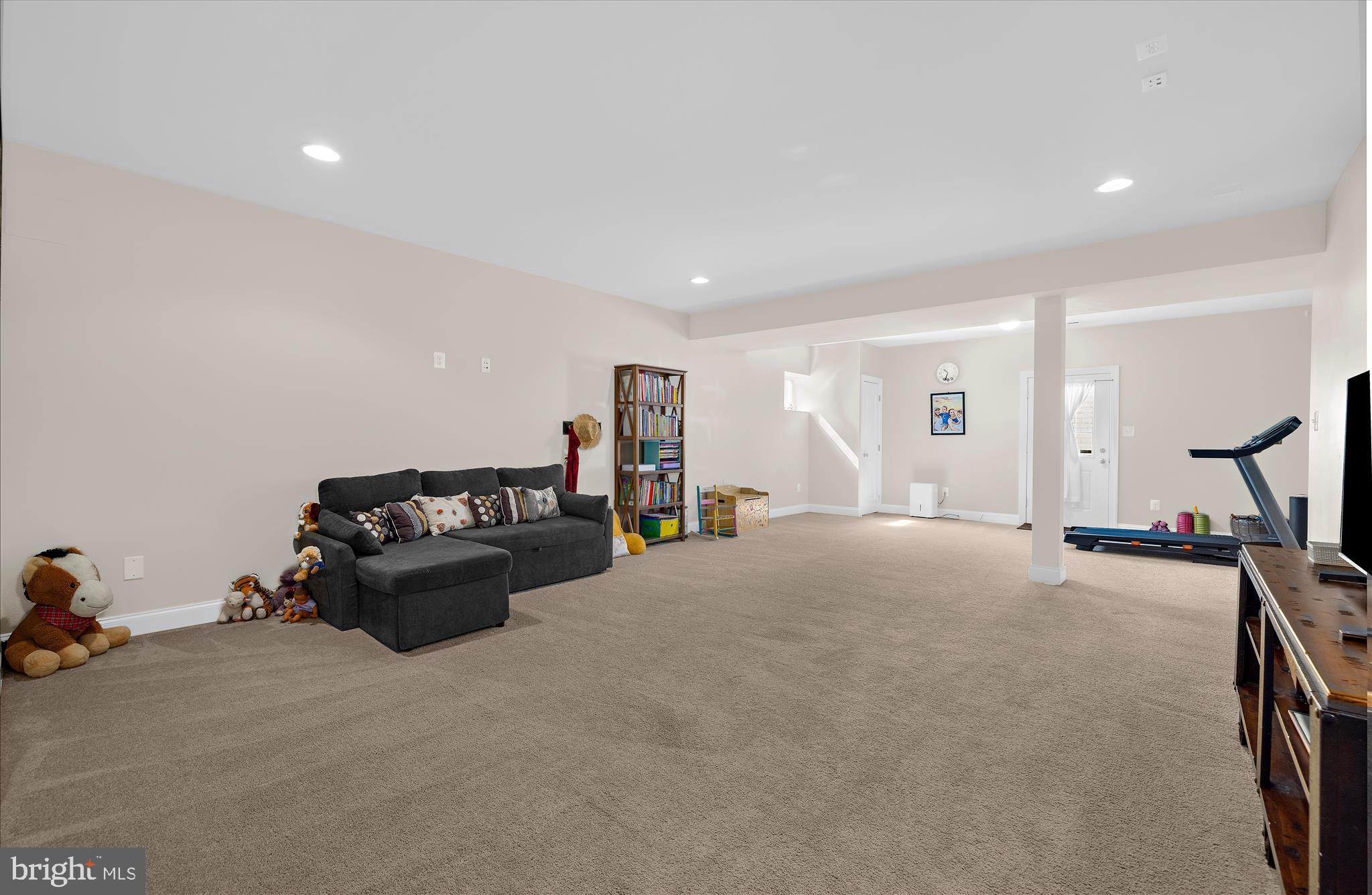 CHESAPEAKE VILLAGE - Residential