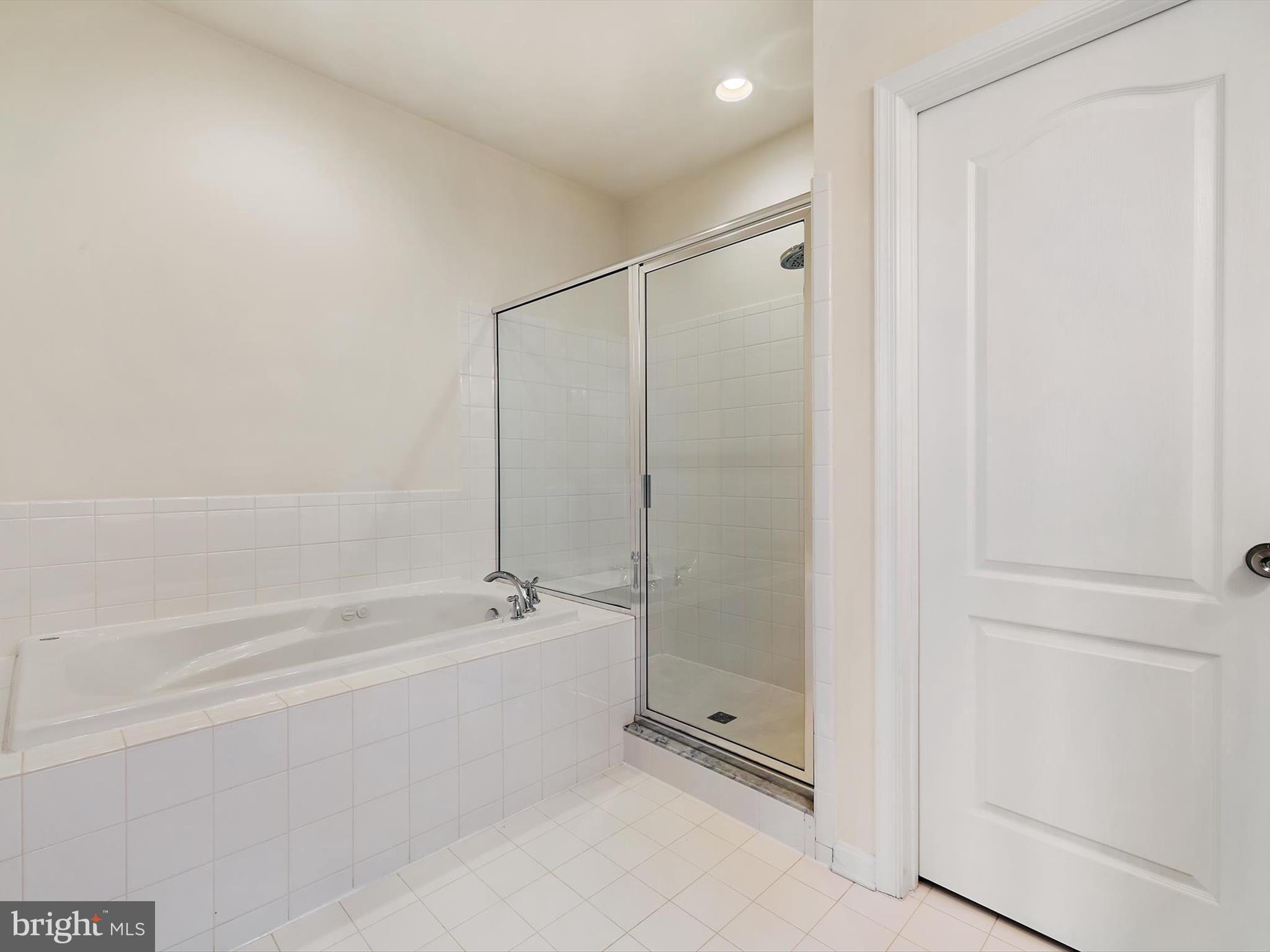 SILVER SPRING - Residential