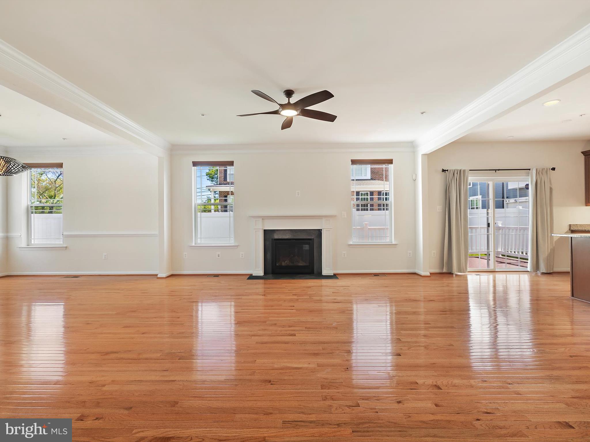 SILVER SPRING - Residential