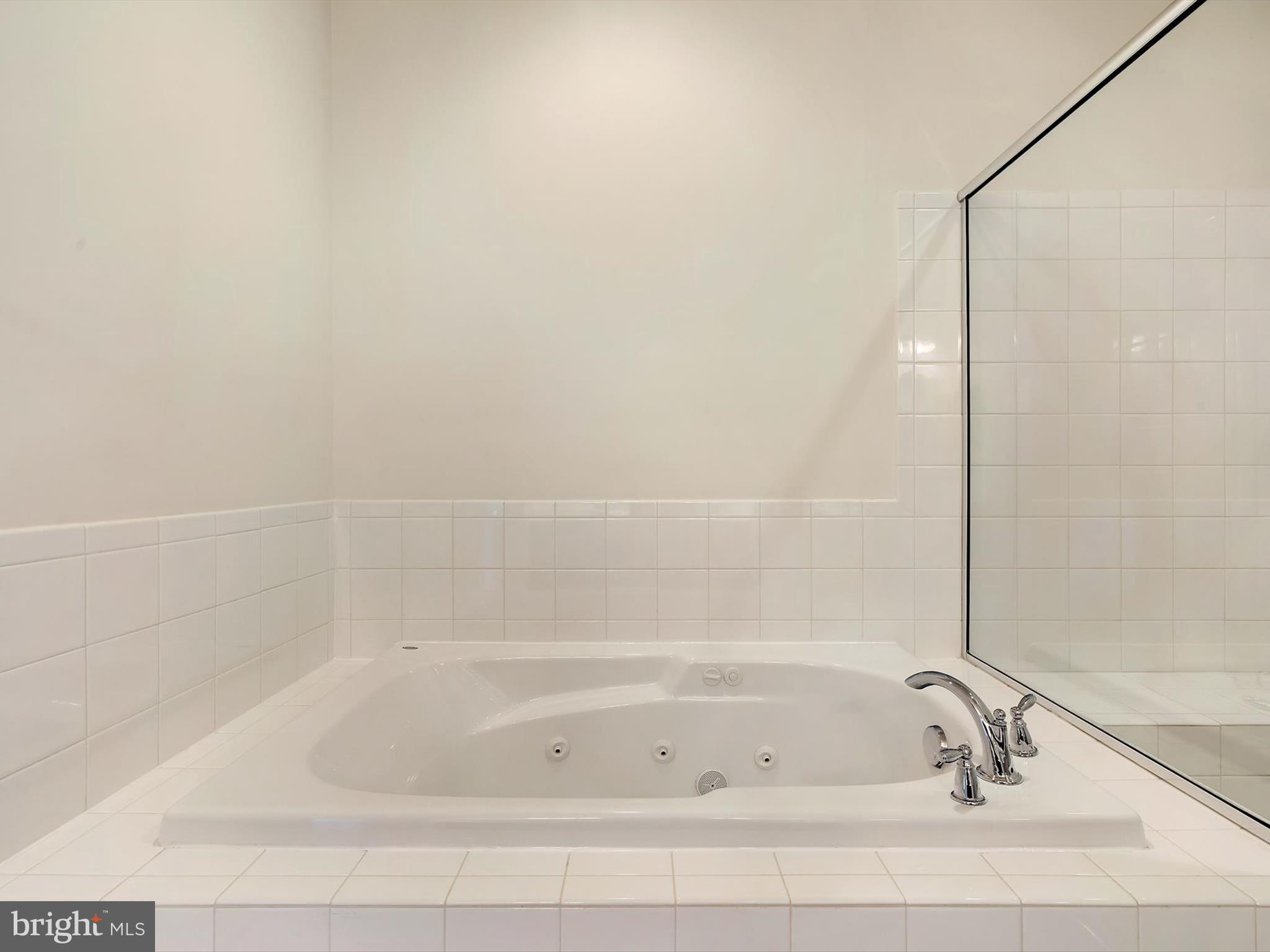 SILVER SPRING - Residential