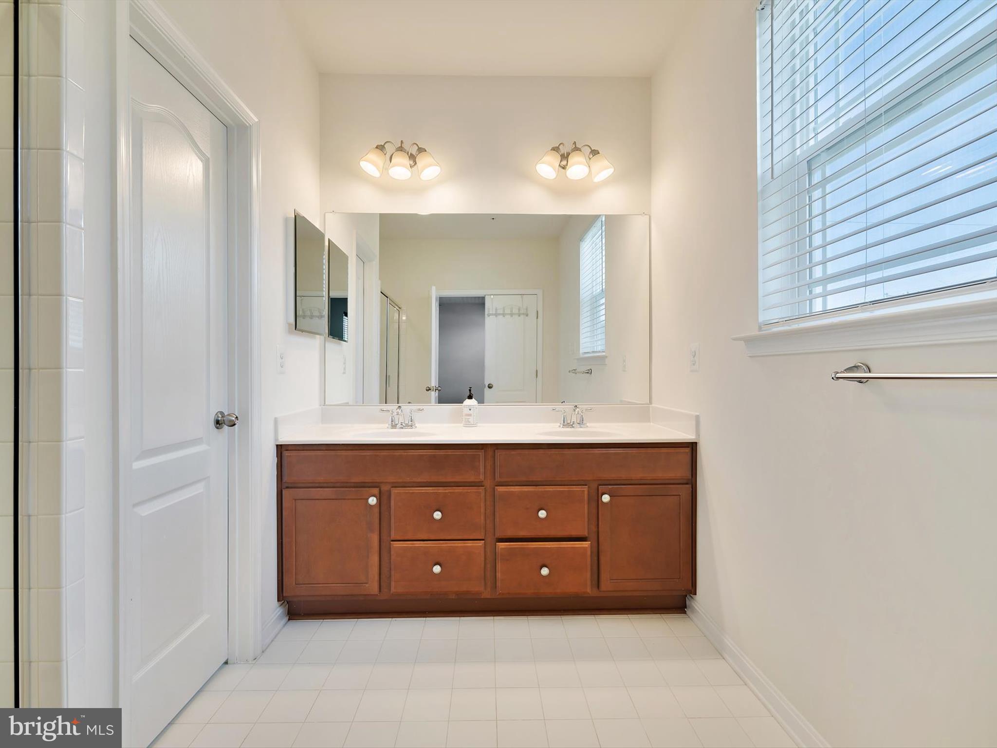 SILVER SPRING - Residential