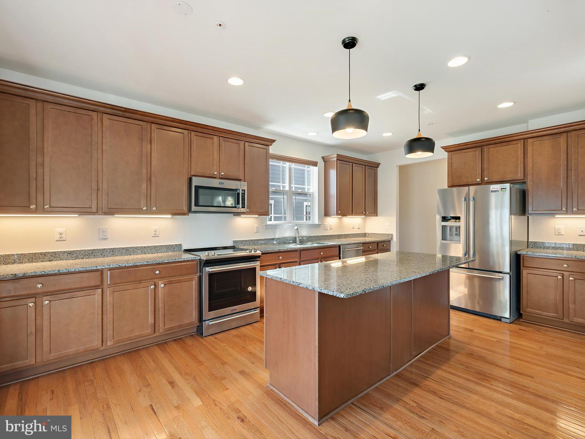 SILVER SPRING - Residential