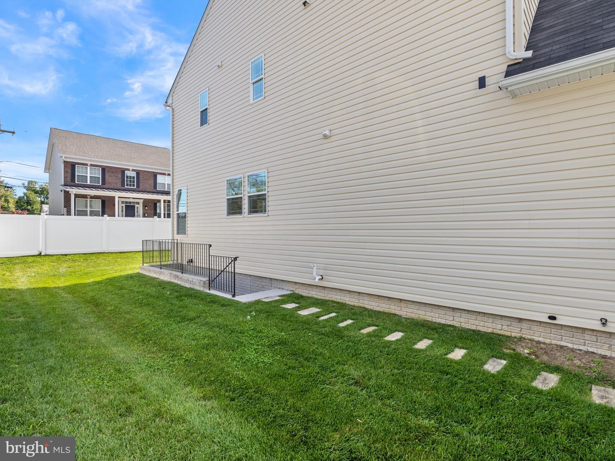 SILVER SPRING - Residential