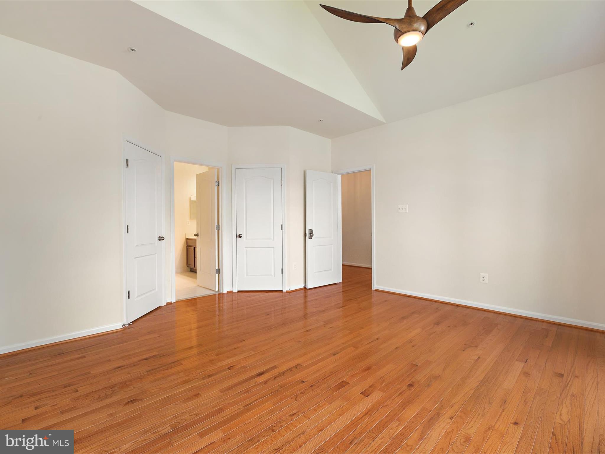 SILVER SPRING - Residential