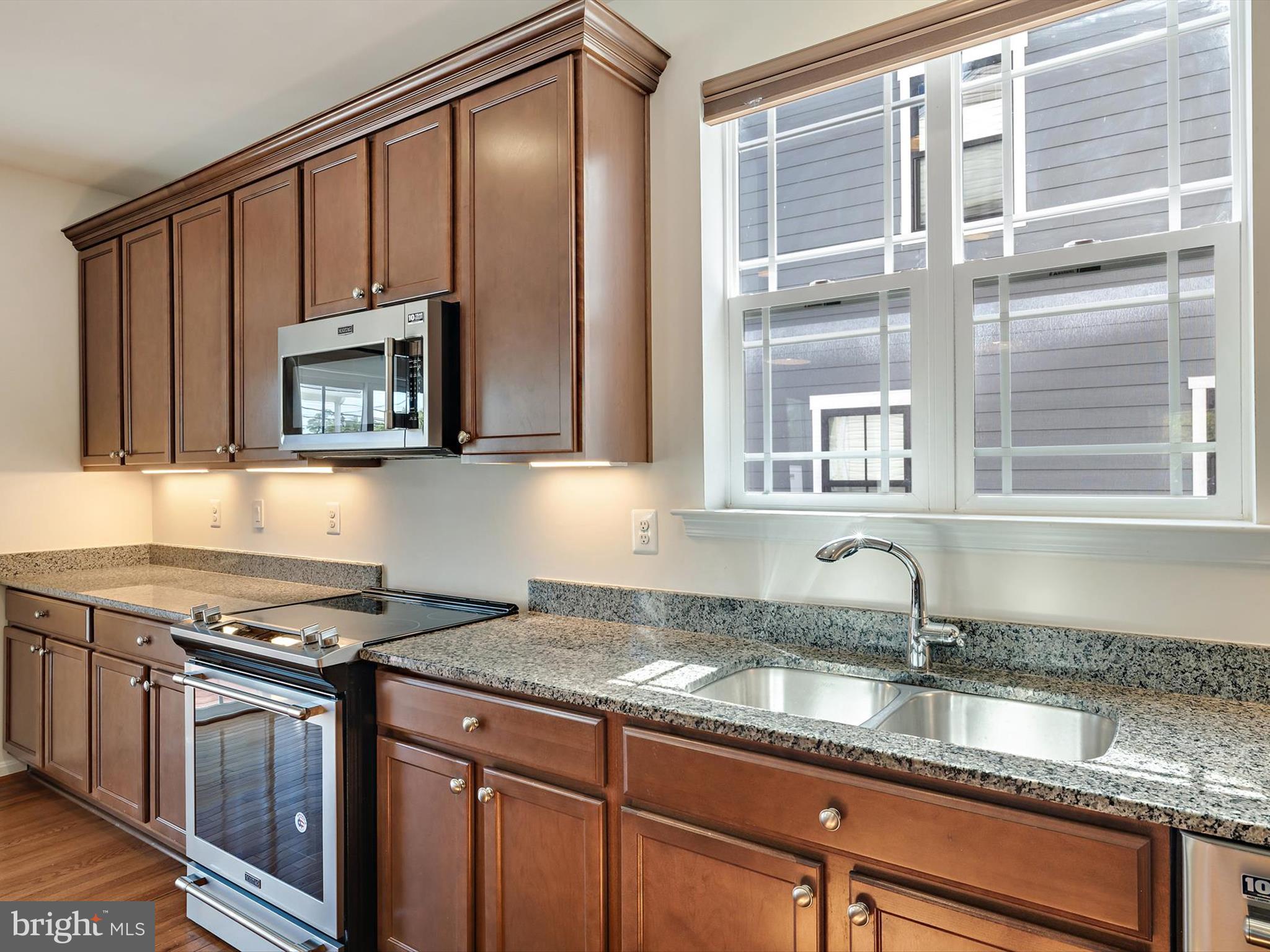 SILVER SPRING - Residential