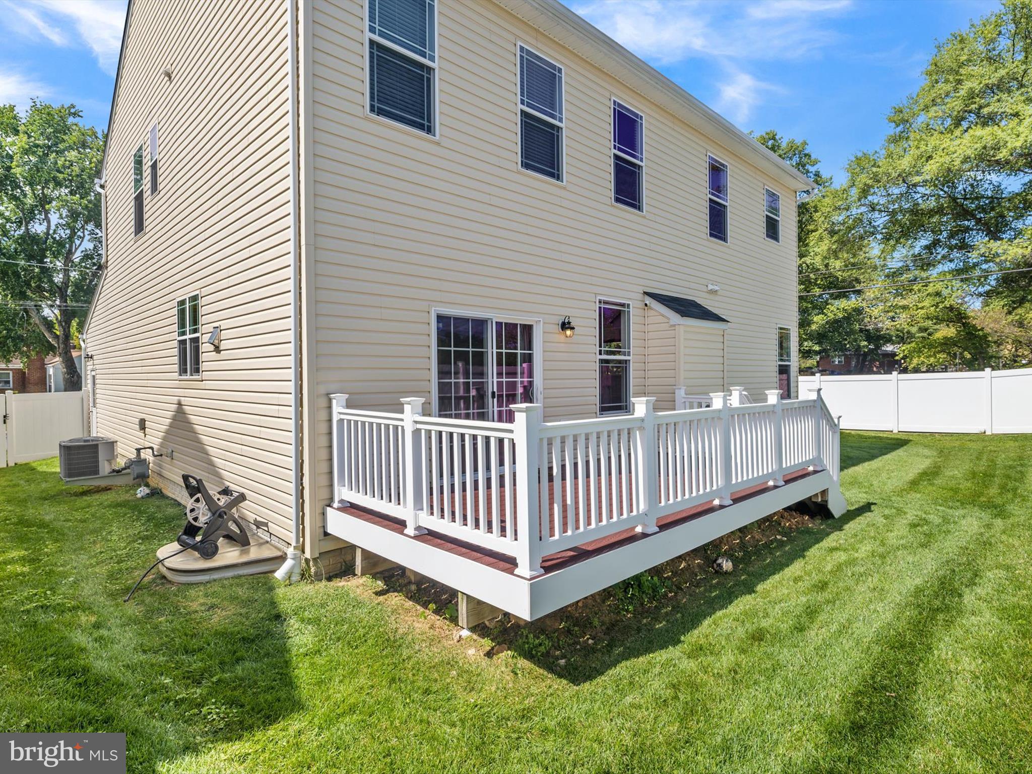 SILVER SPRING - Residential