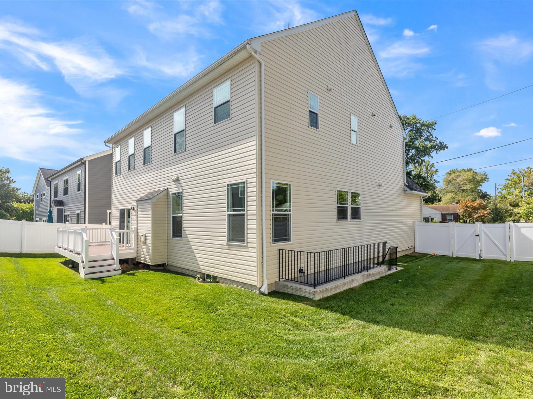 SILVER SPRING - Residential