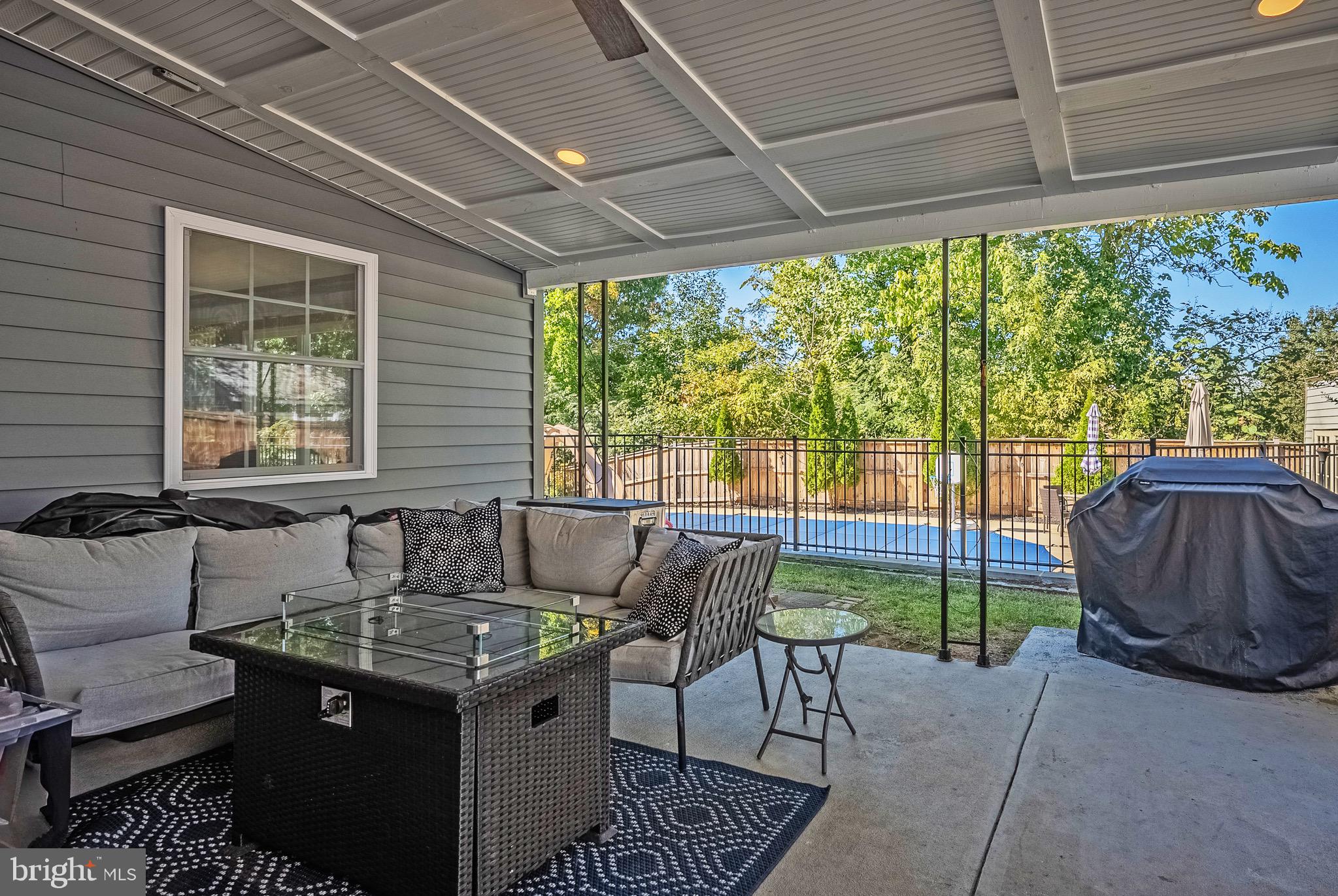 BARNETTE FOREST - Residential