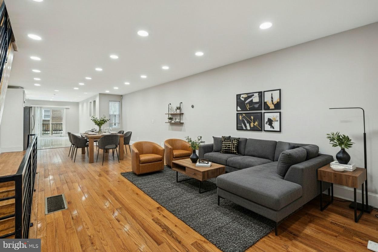 GERMANTOWN - Residential