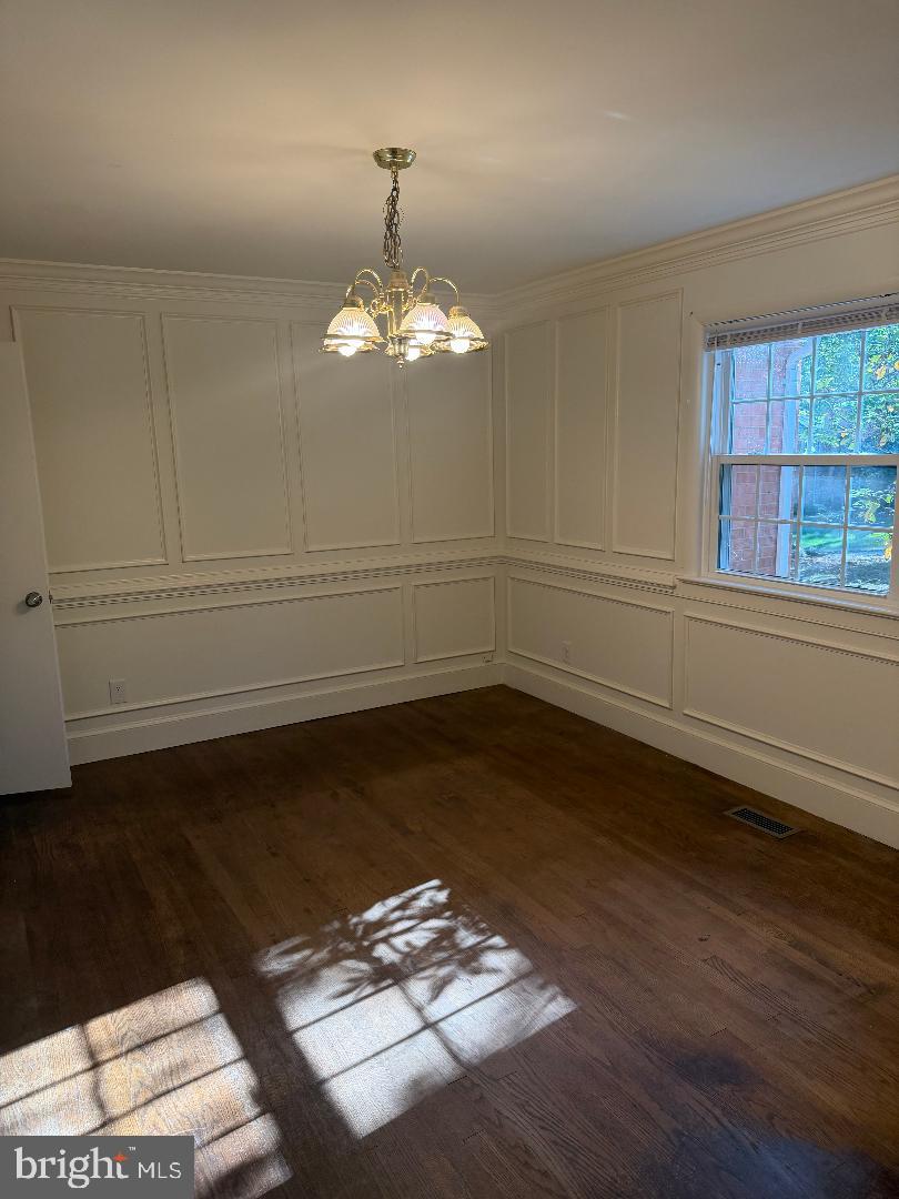 GRAHAM PARK SHORES - Residential Lease