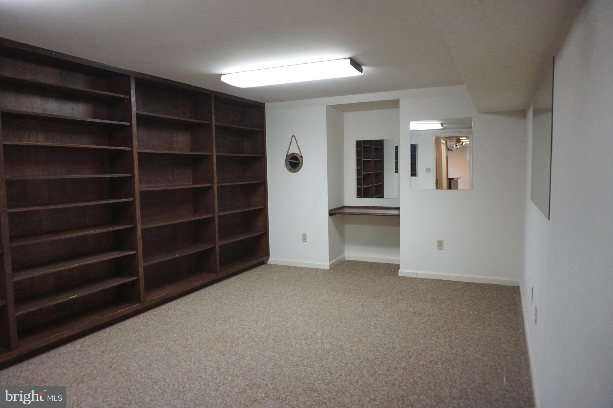 QUINCE ORCHARD ESTATES - Residential Lease