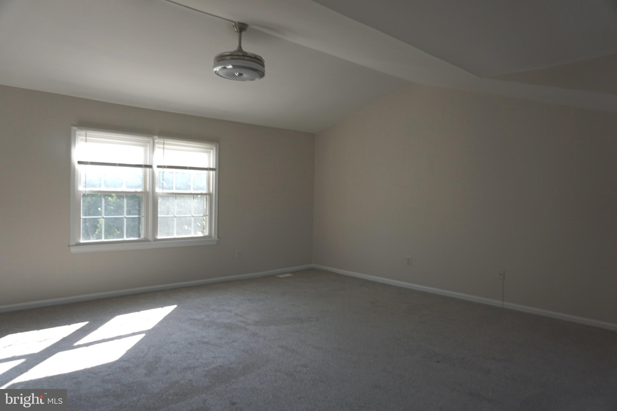 QUINCE ORCHARD ESTATES - Residential Lease