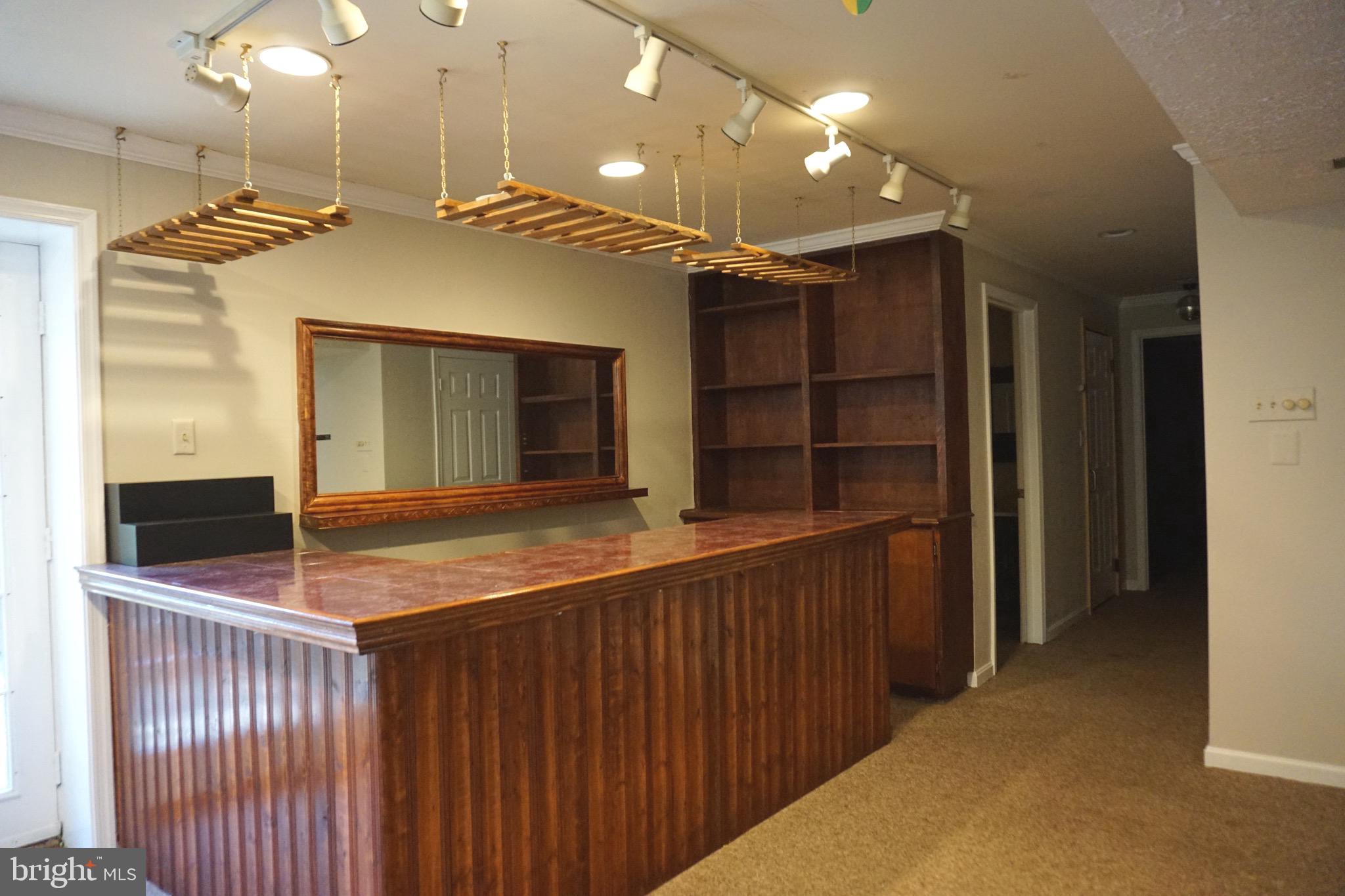 QUINCE ORCHARD ESTATES - Residential Lease