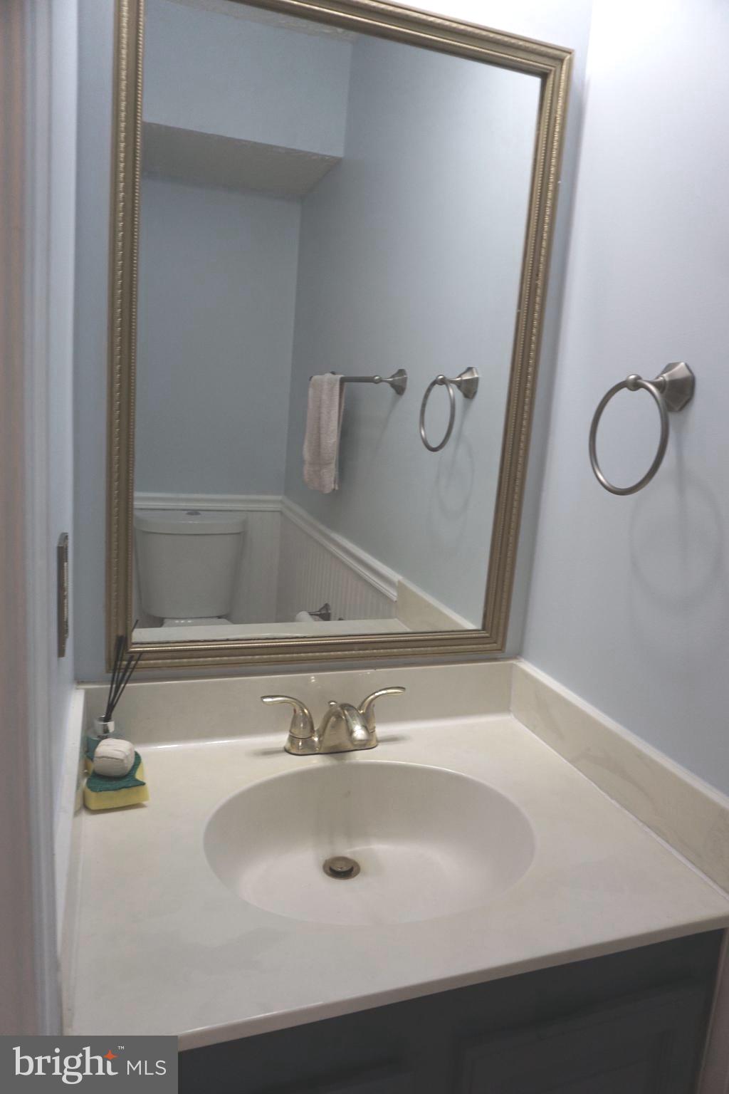 QUINCE ORCHARD ESTATES - Residential Lease