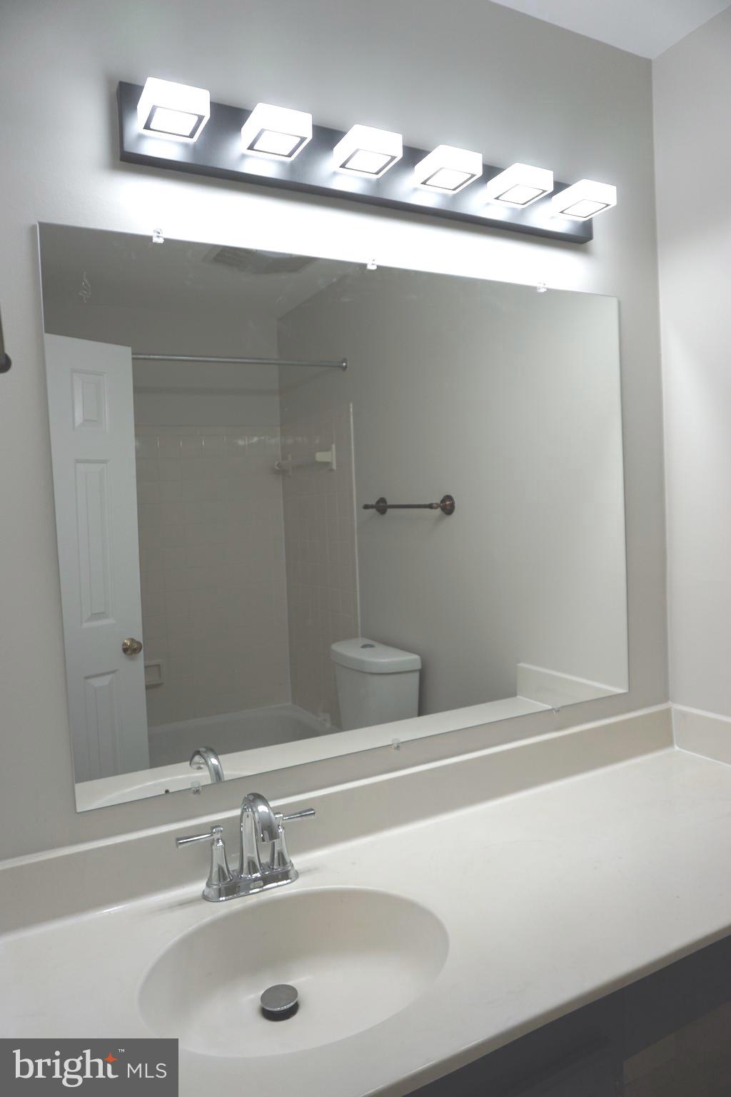 QUINCE ORCHARD ESTATES - Residential Lease