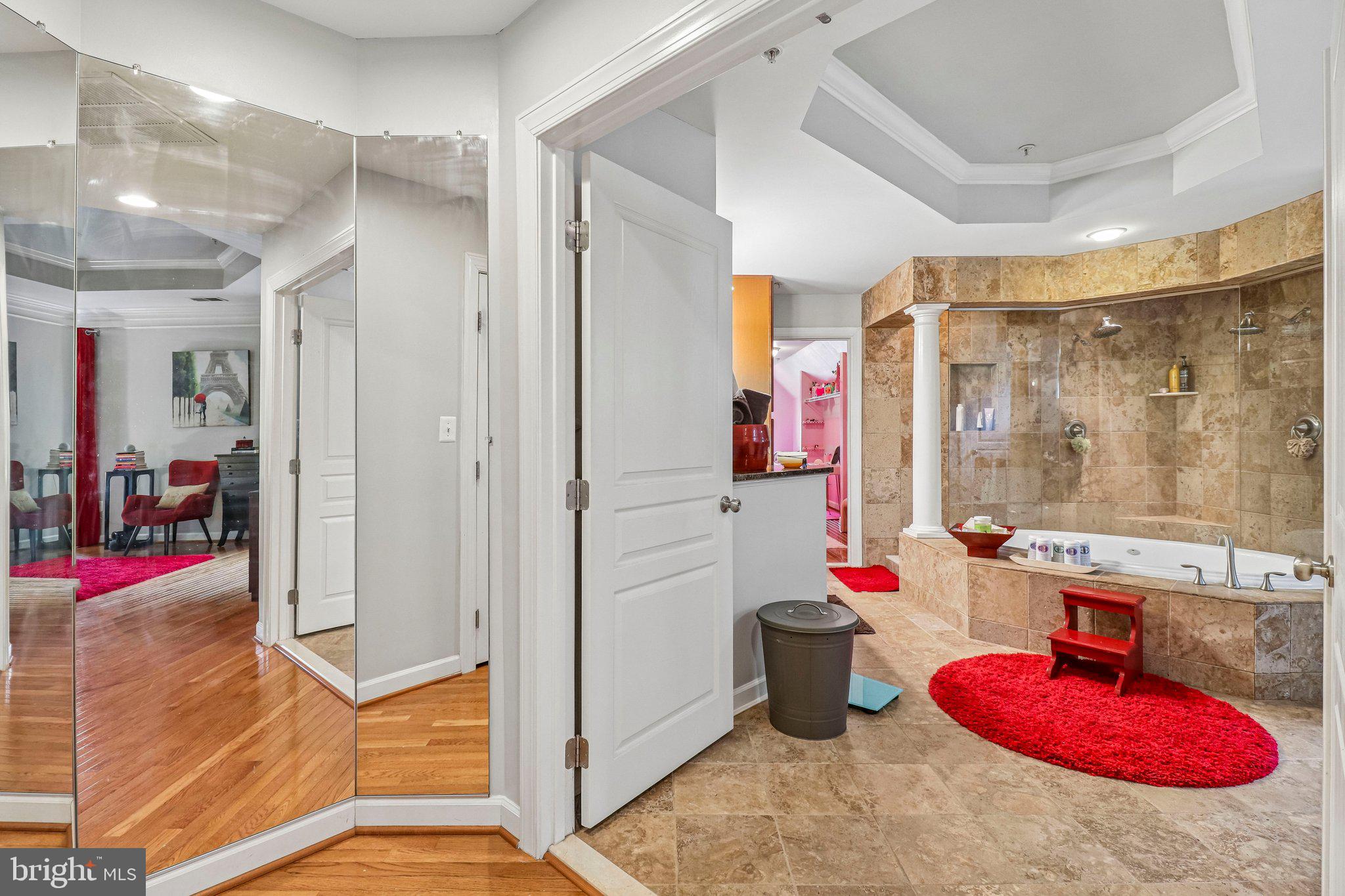 OAK CREEK CLUB - Residential
