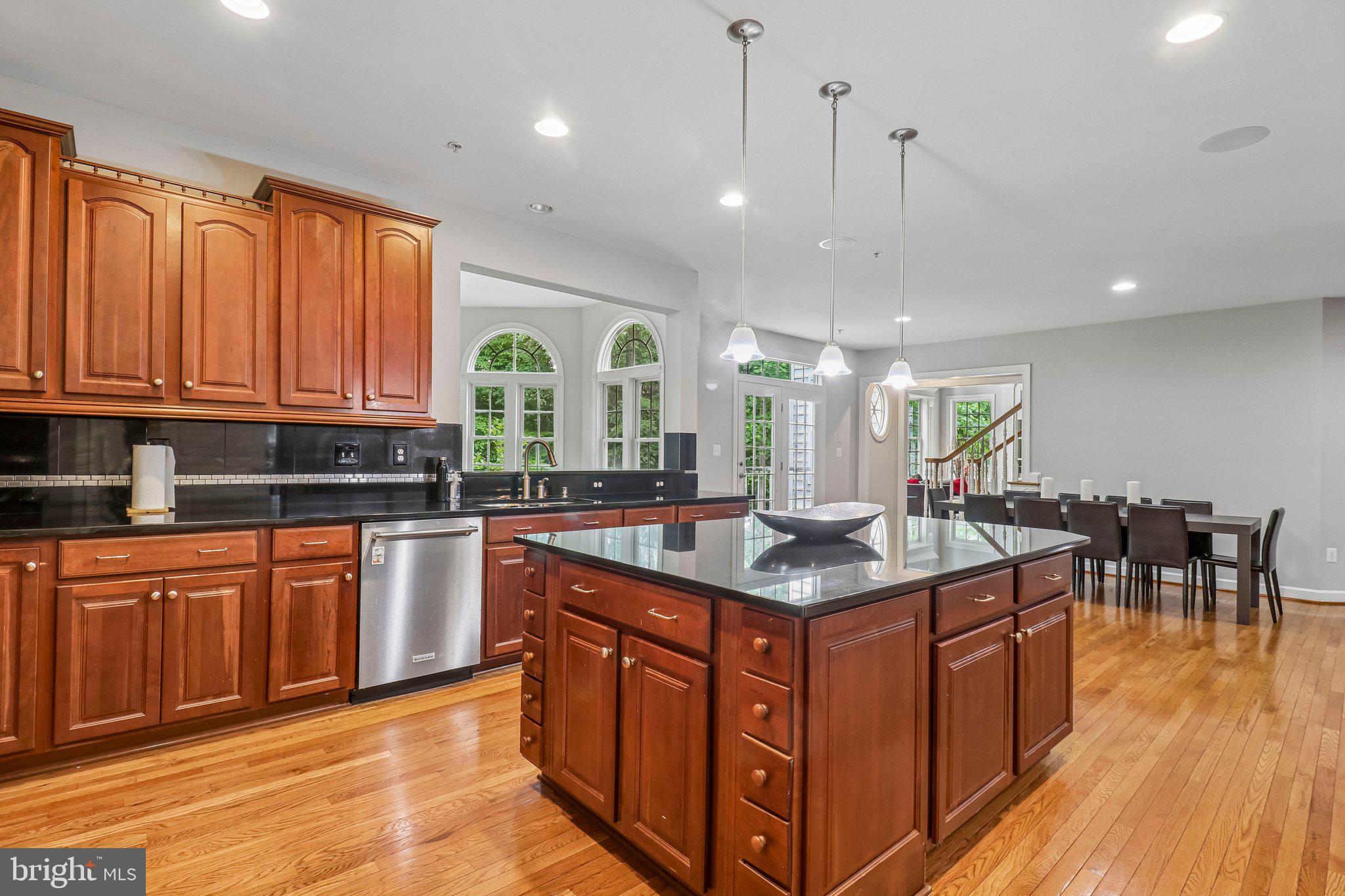 OAK CREEK CLUB - Residential