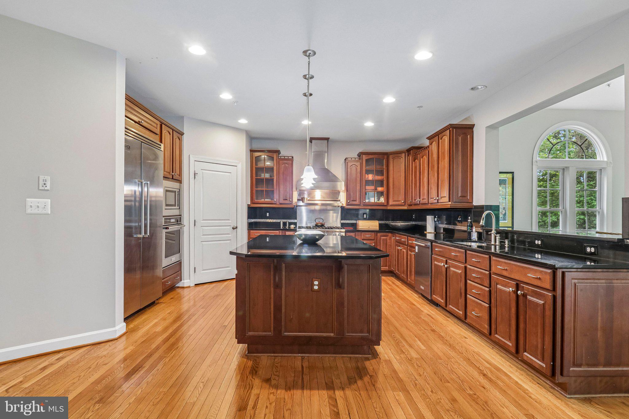 OAK CREEK CLUB - Residential