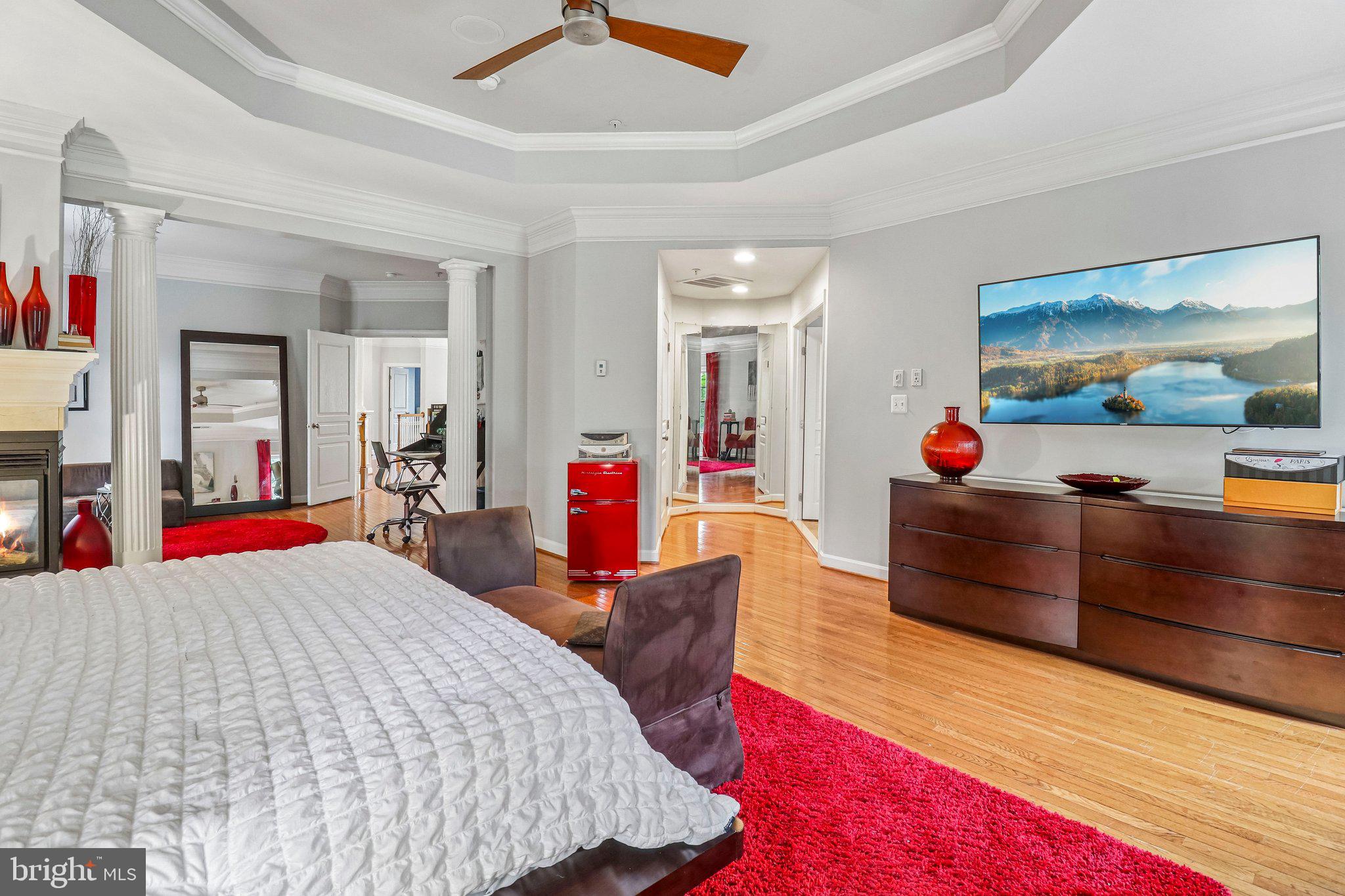 OAK CREEK CLUB - Residential