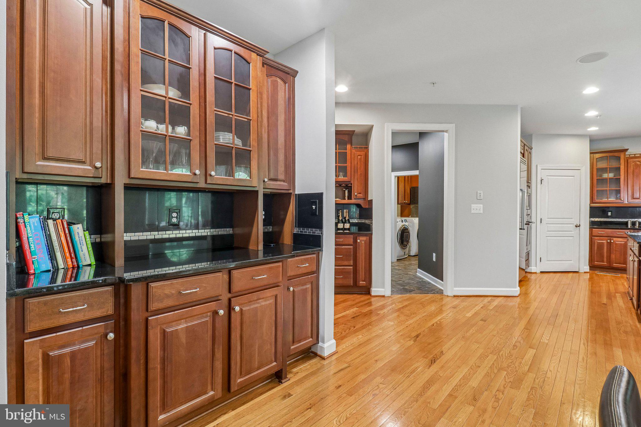 OAK CREEK CLUB - Residential