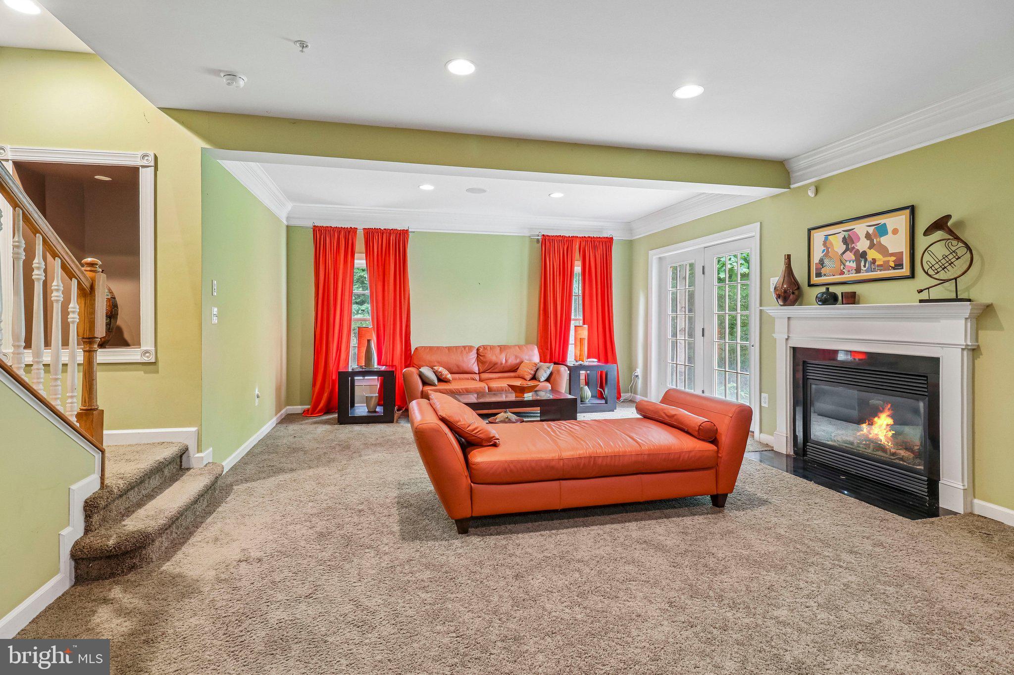 OAK CREEK CLUB - Residential