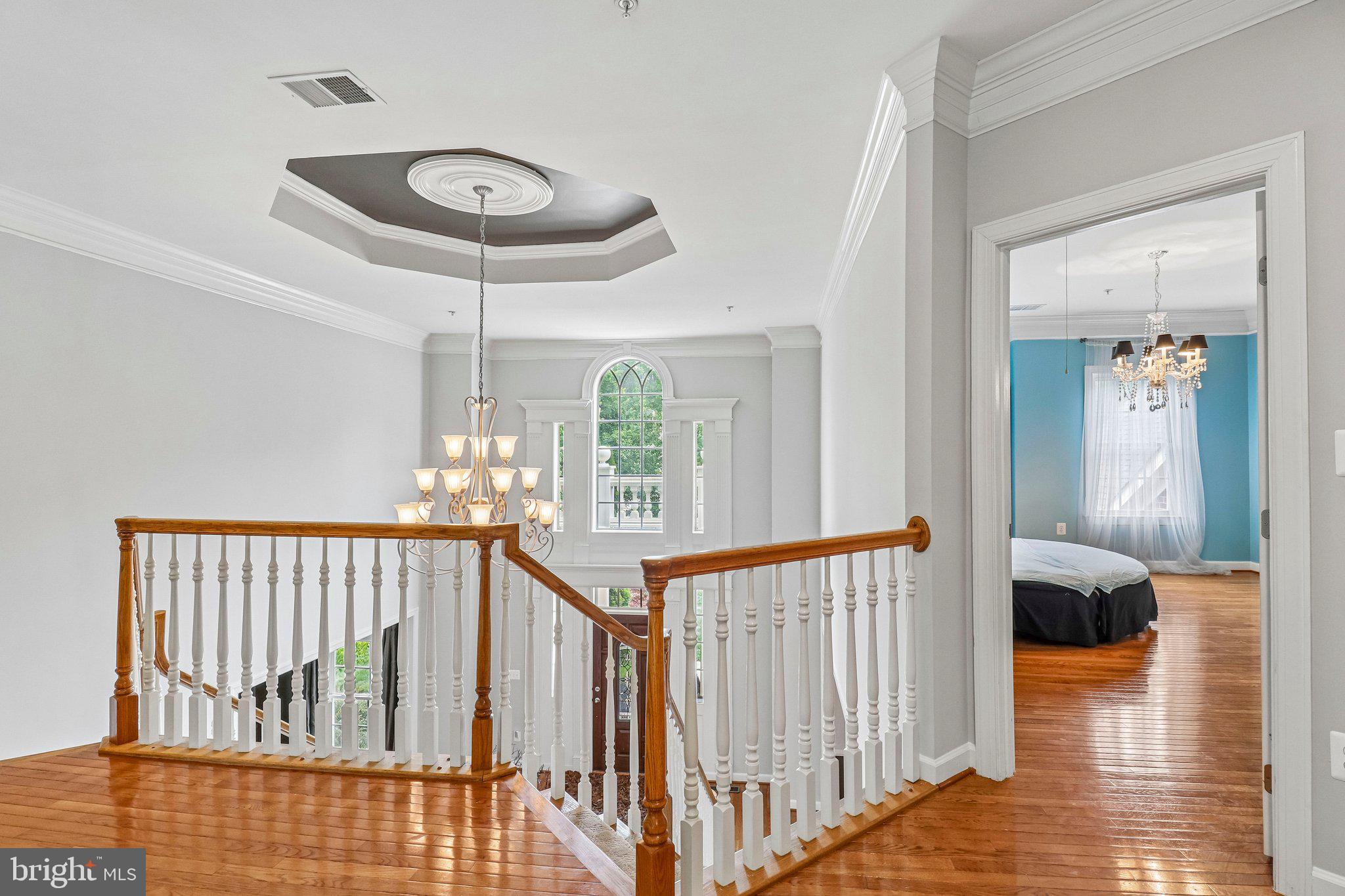 OAK CREEK CLUB - Residential