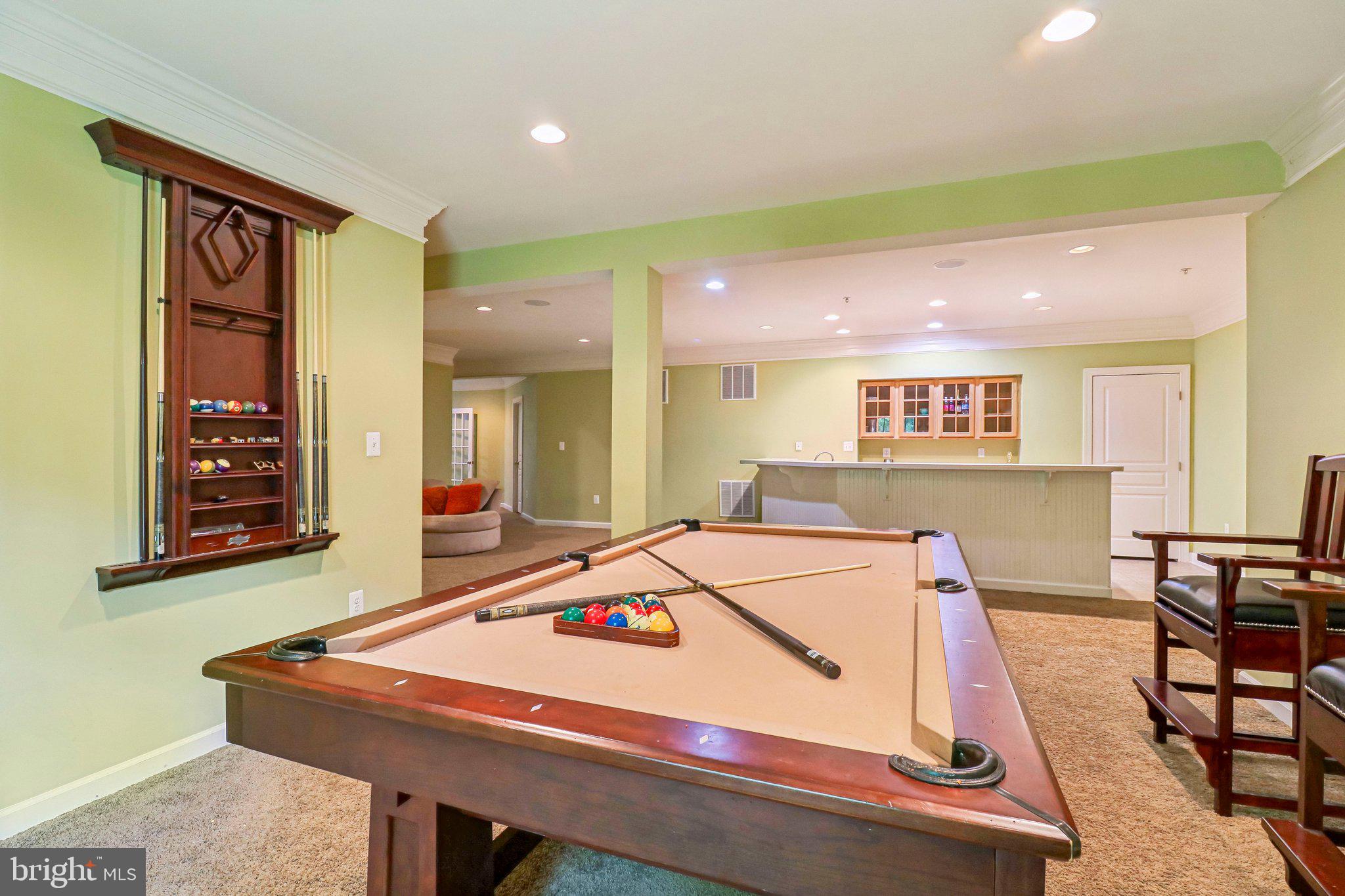 OAK CREEK CLUB - Residential