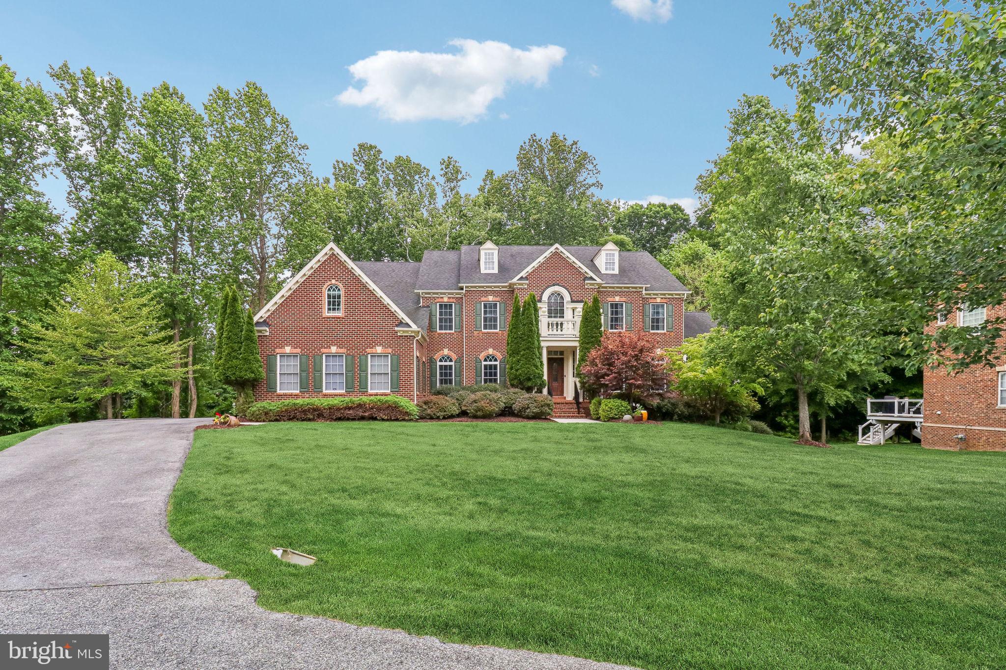 302 PANORA WAY