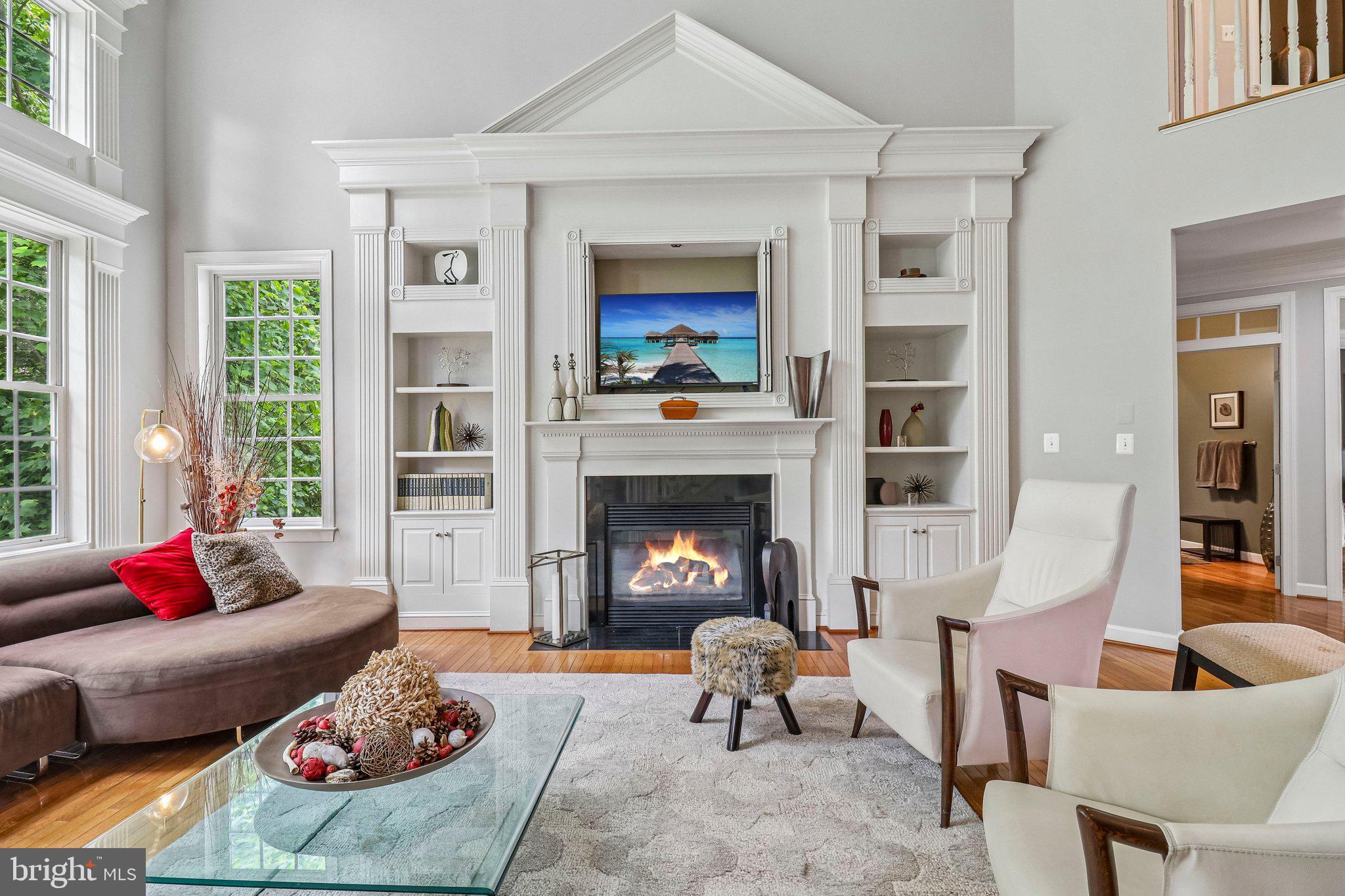 OAK CREEK CLUB - Residential