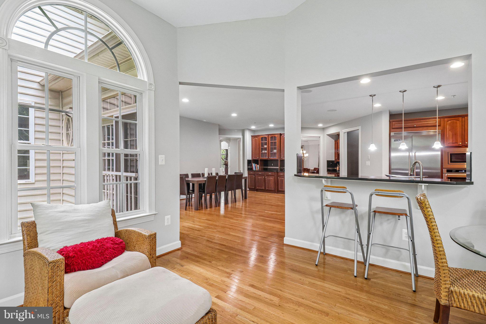 OAK CREEK CLUB - Residential
