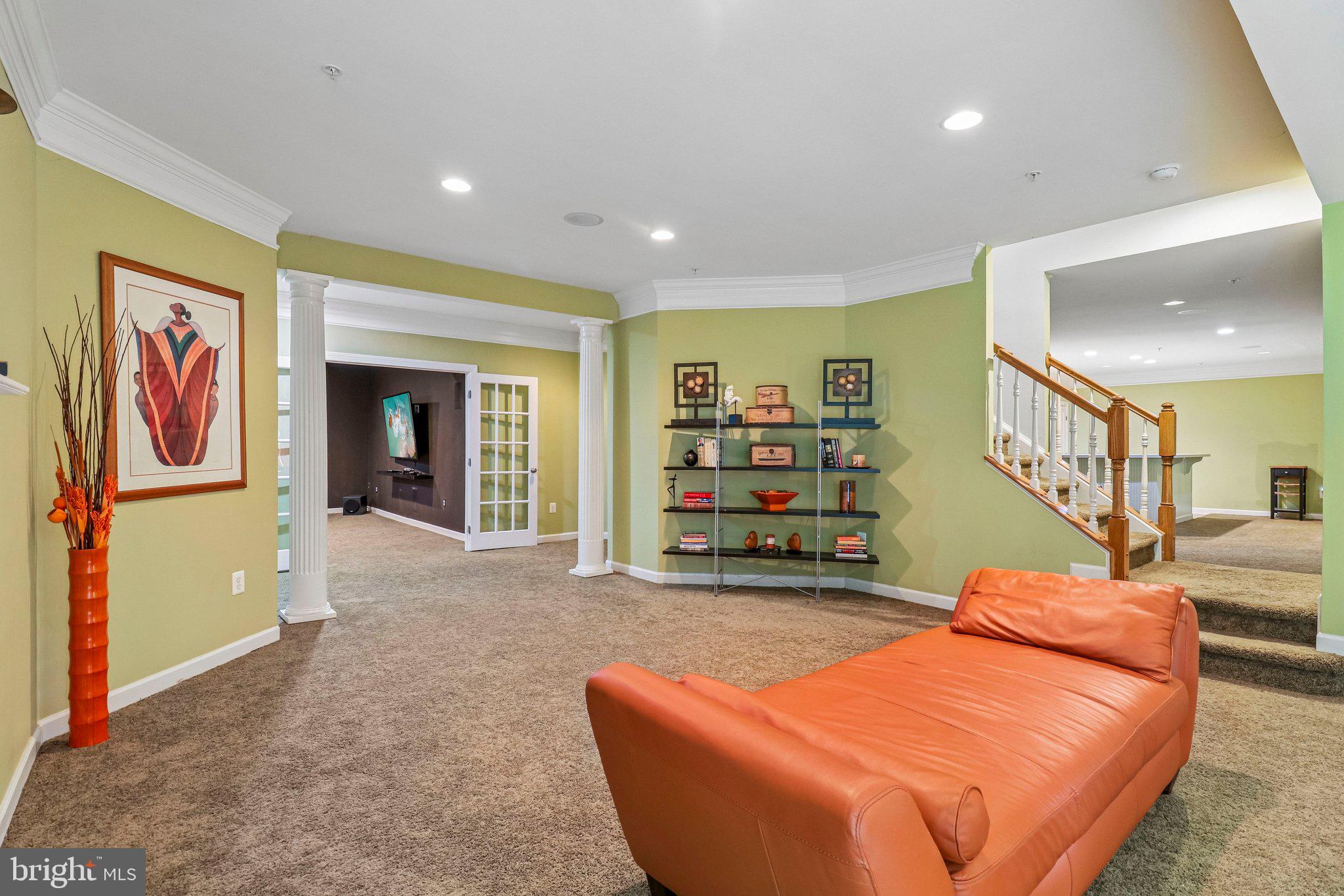 OAK CREEK CLUB - Residential