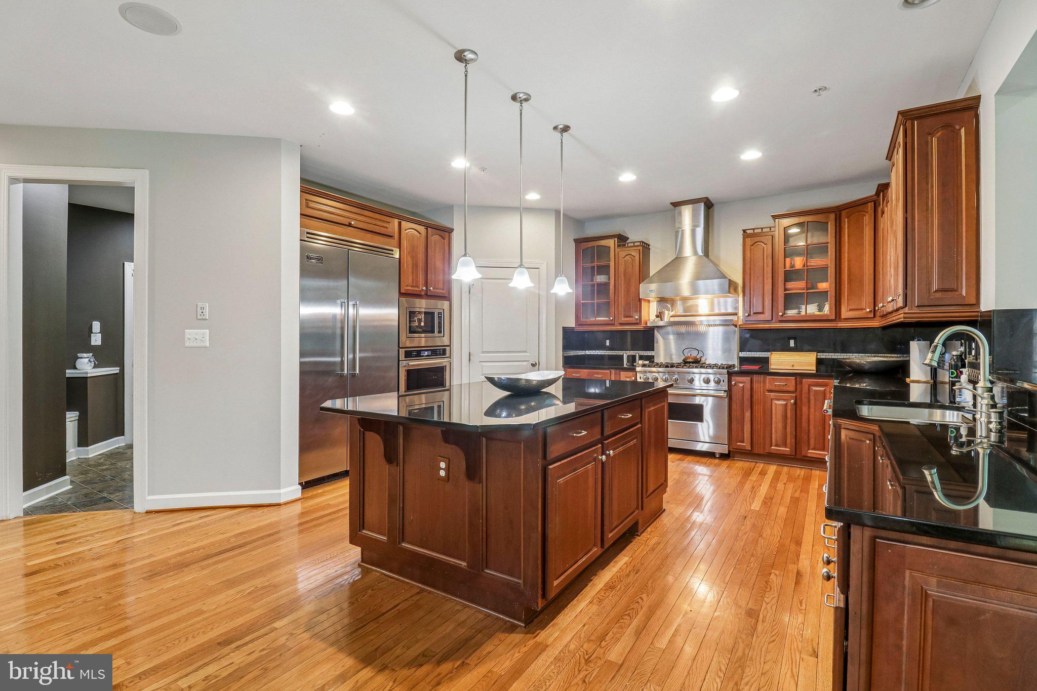 OAK CREEK CLUB - Residential