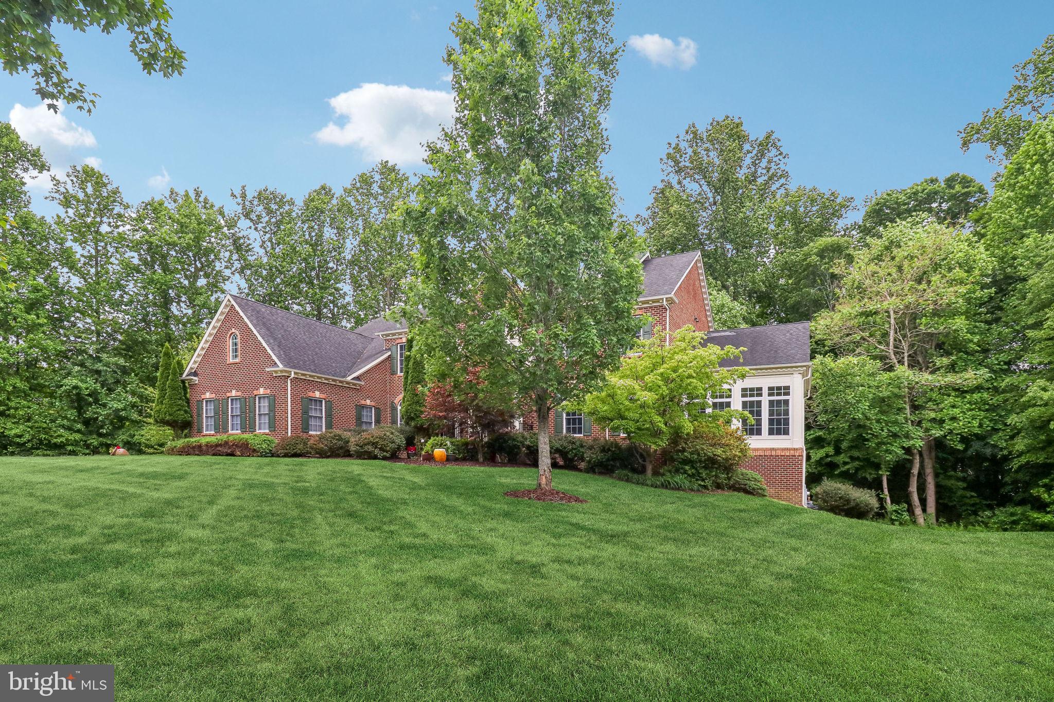 OAK CREEK CLUB - Residential