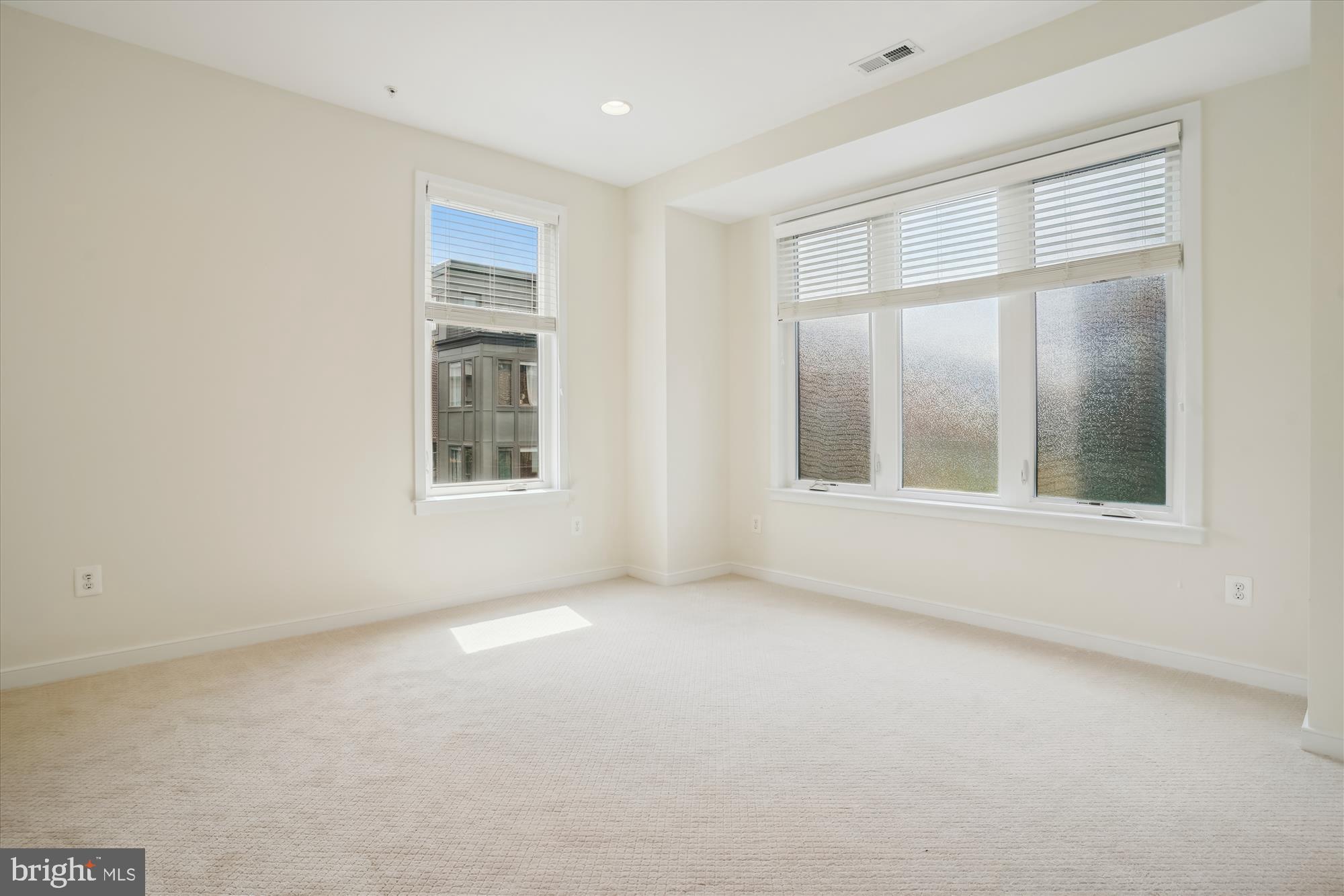 MOSAIC DISTRICT - Residential Lease