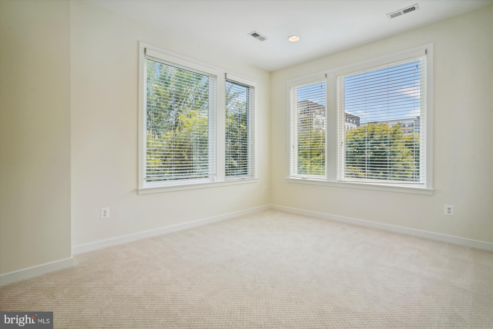 MOSAIC DISTRICT - Residential Lease