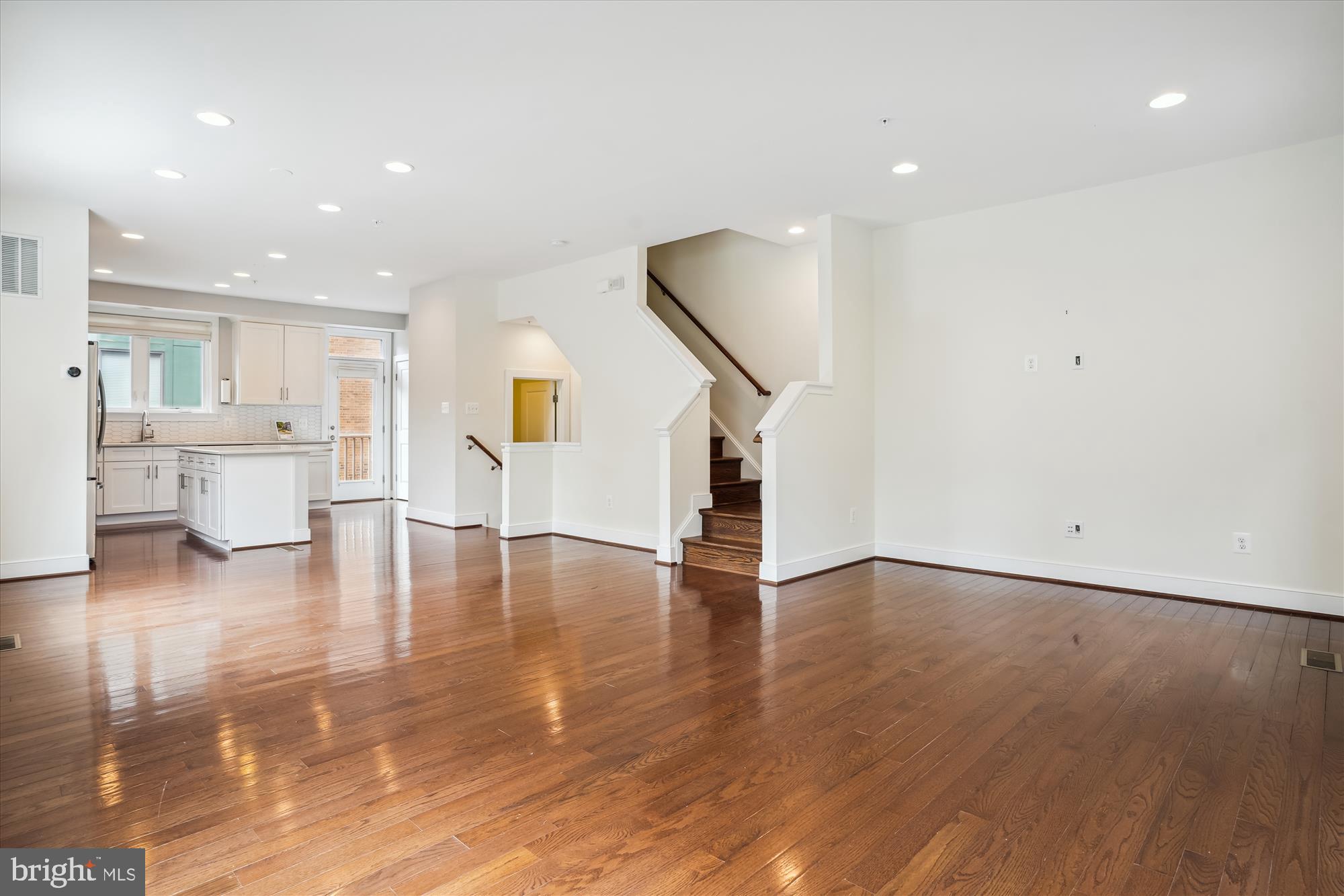 MOSAIC DISTRICT - Residential Lease