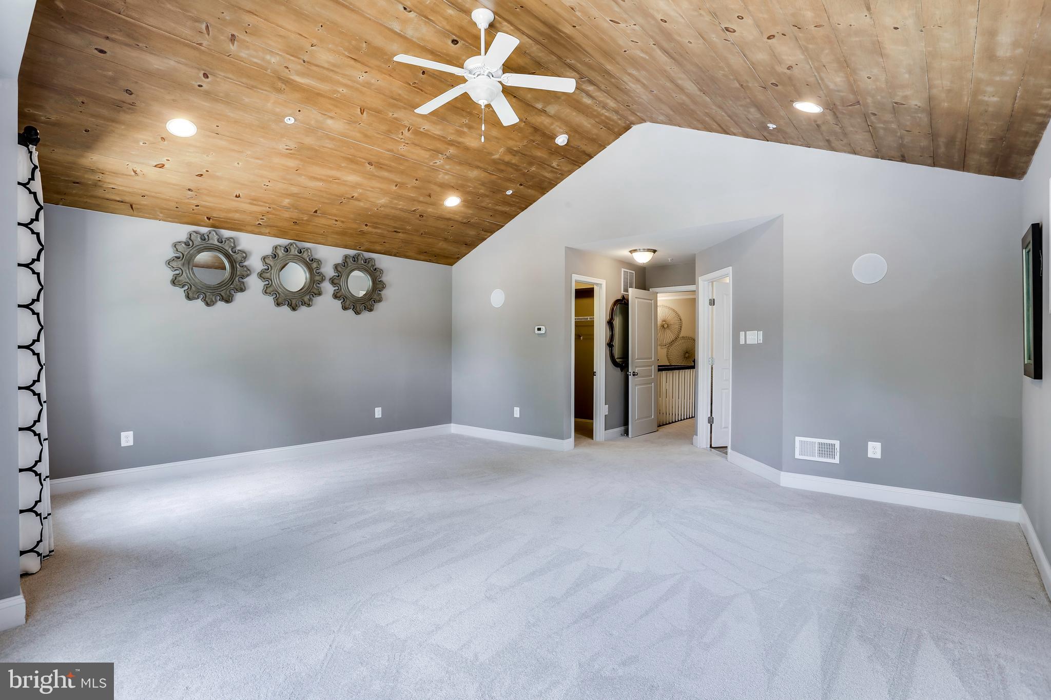 HOLLY RIDGE - Residential