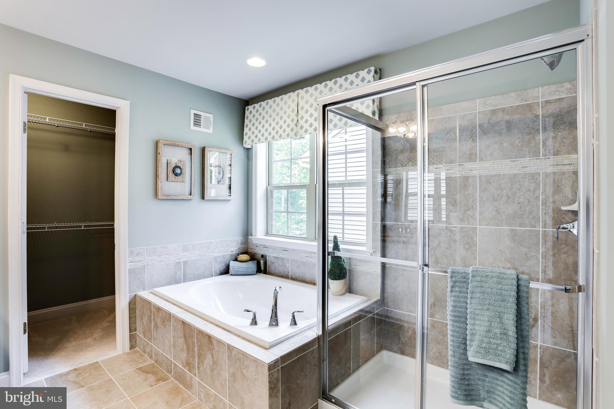 HOLLY RIDGE - Residential