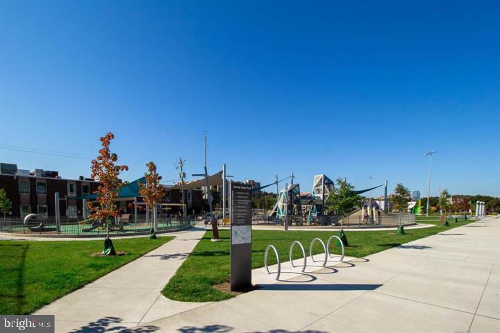 CONCORD MEWS - Residential Lease